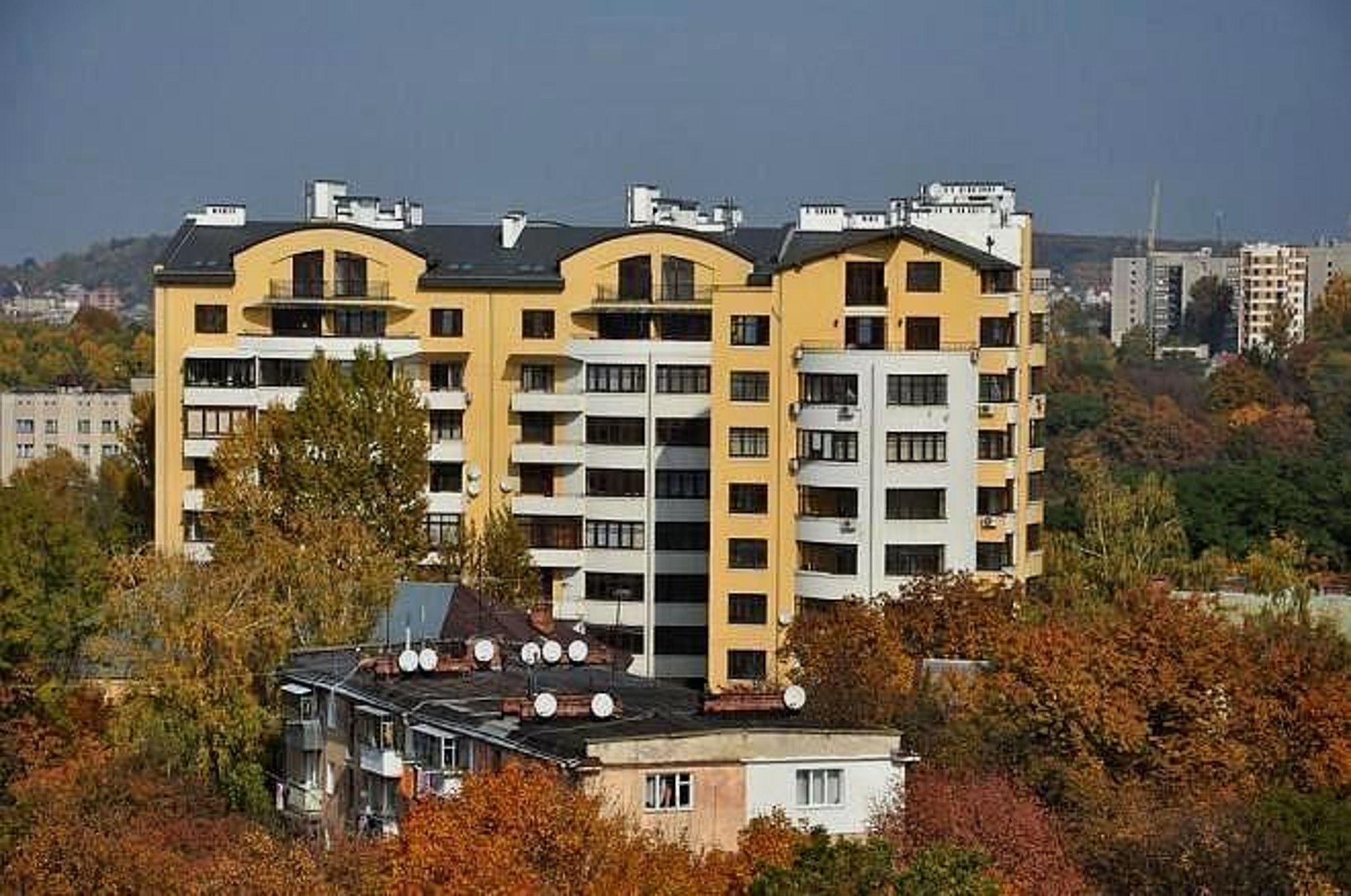 вул. Героїв Крут, 11б в Львові