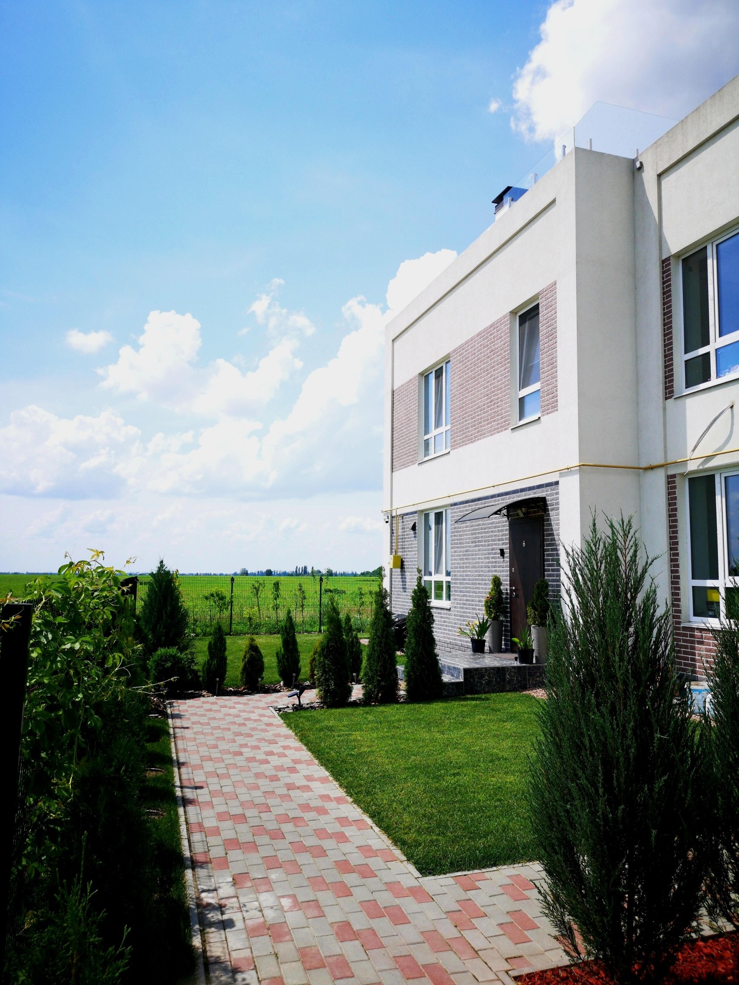 Country Townhouse в Горі