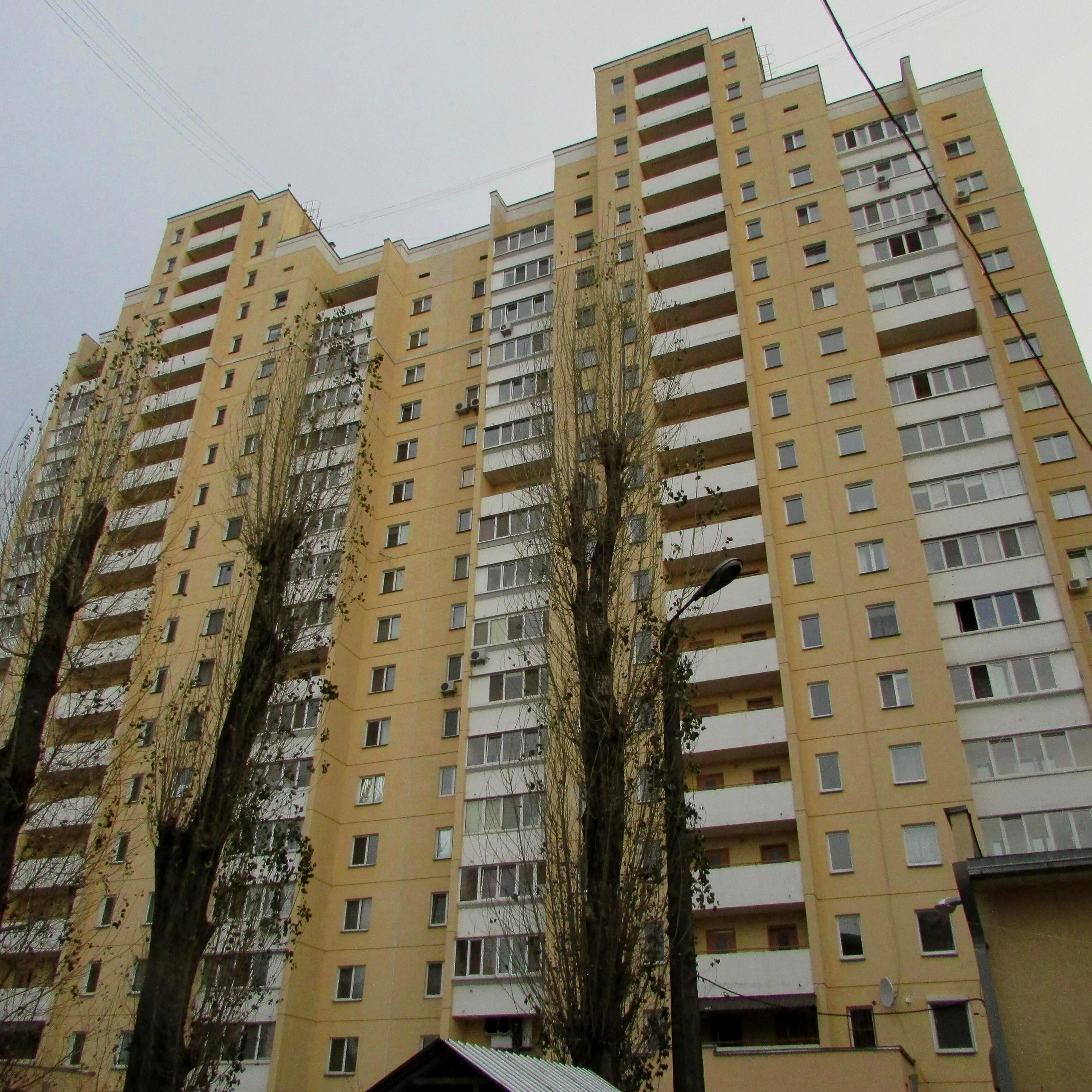 вул. Сергія Москаленка (Красовського), 8б в Броварах