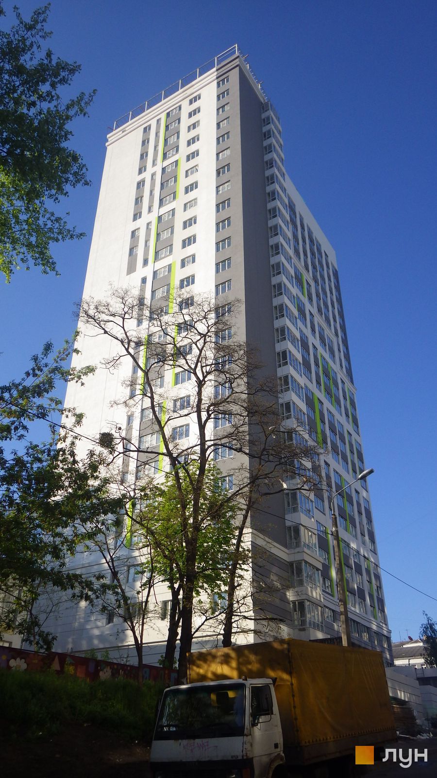 Ход строительства ЖК Лукьяновский - Ракурс 4, май 2015