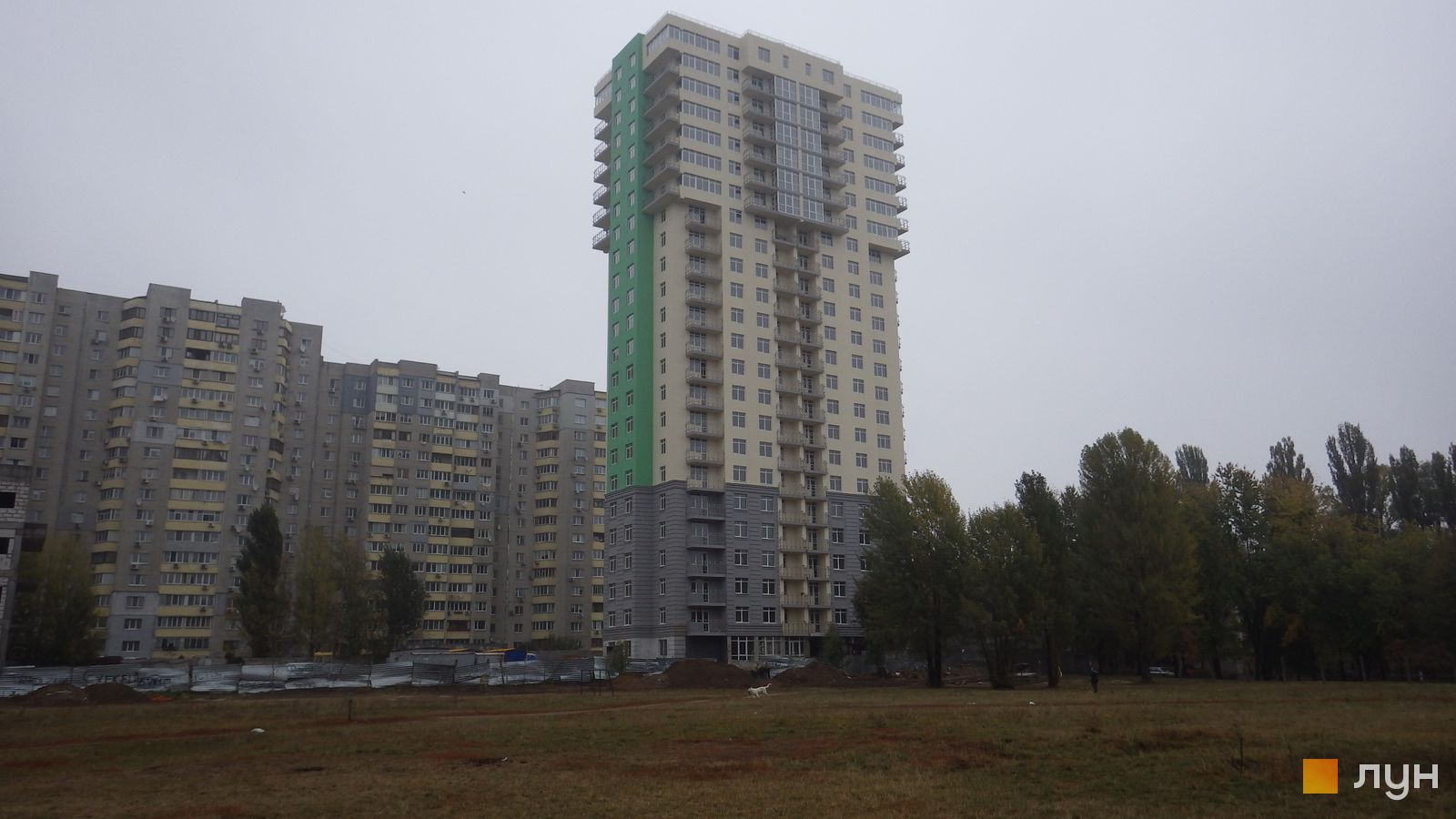 Моніторинг будівництва ЖК Столичні каштани - Ракурс 6, жовтень 2015