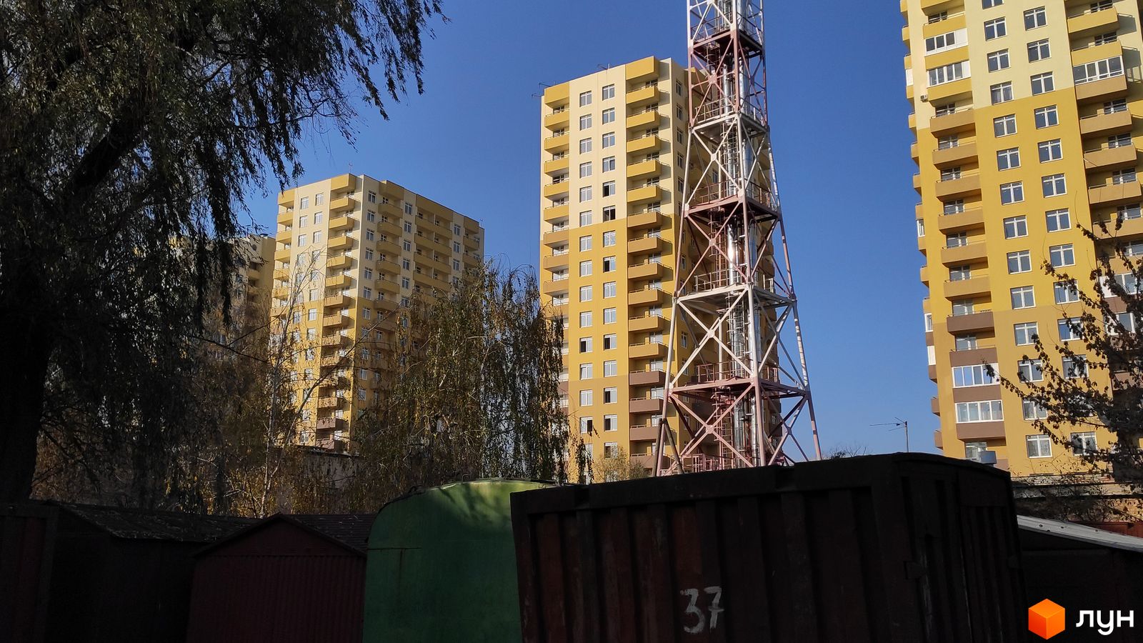 Ход строительства ЖК Солнечный - Ракурс 3, жовтень 2019