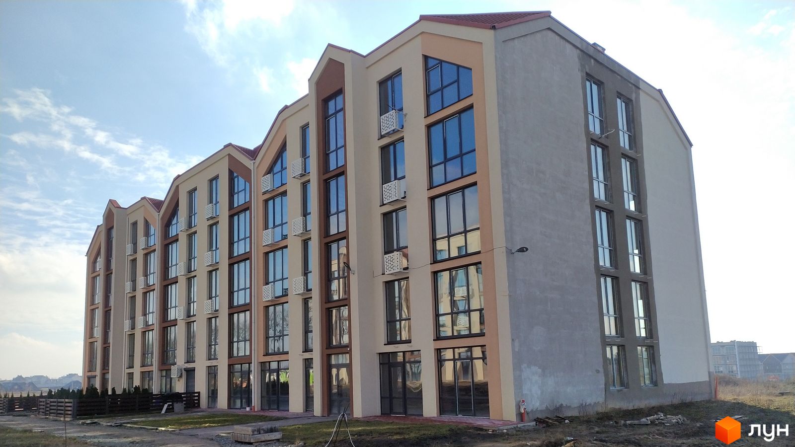 Ход строительства ЖК Petrivsky Residence - Ракурс 2, февраль 2024