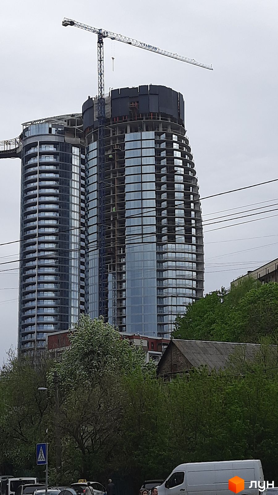 Ход строительства ЖК Taryan Towers - Ракурс 5, апрель 2024