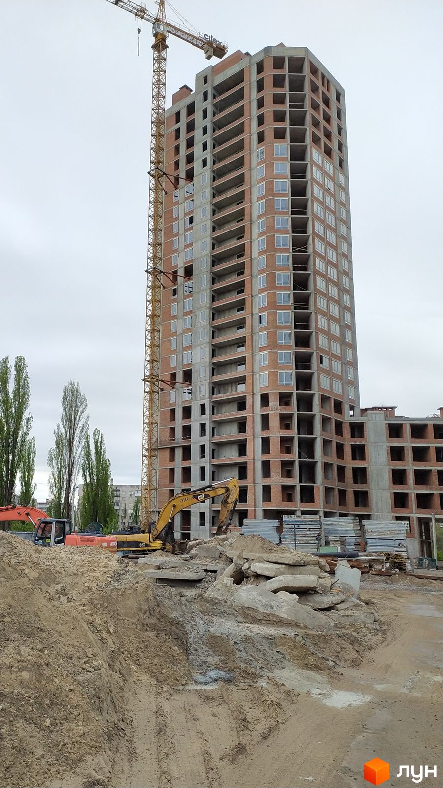 Моніторинг будівництва Rusaniv Residence - Ракурс 10, квітень 2024