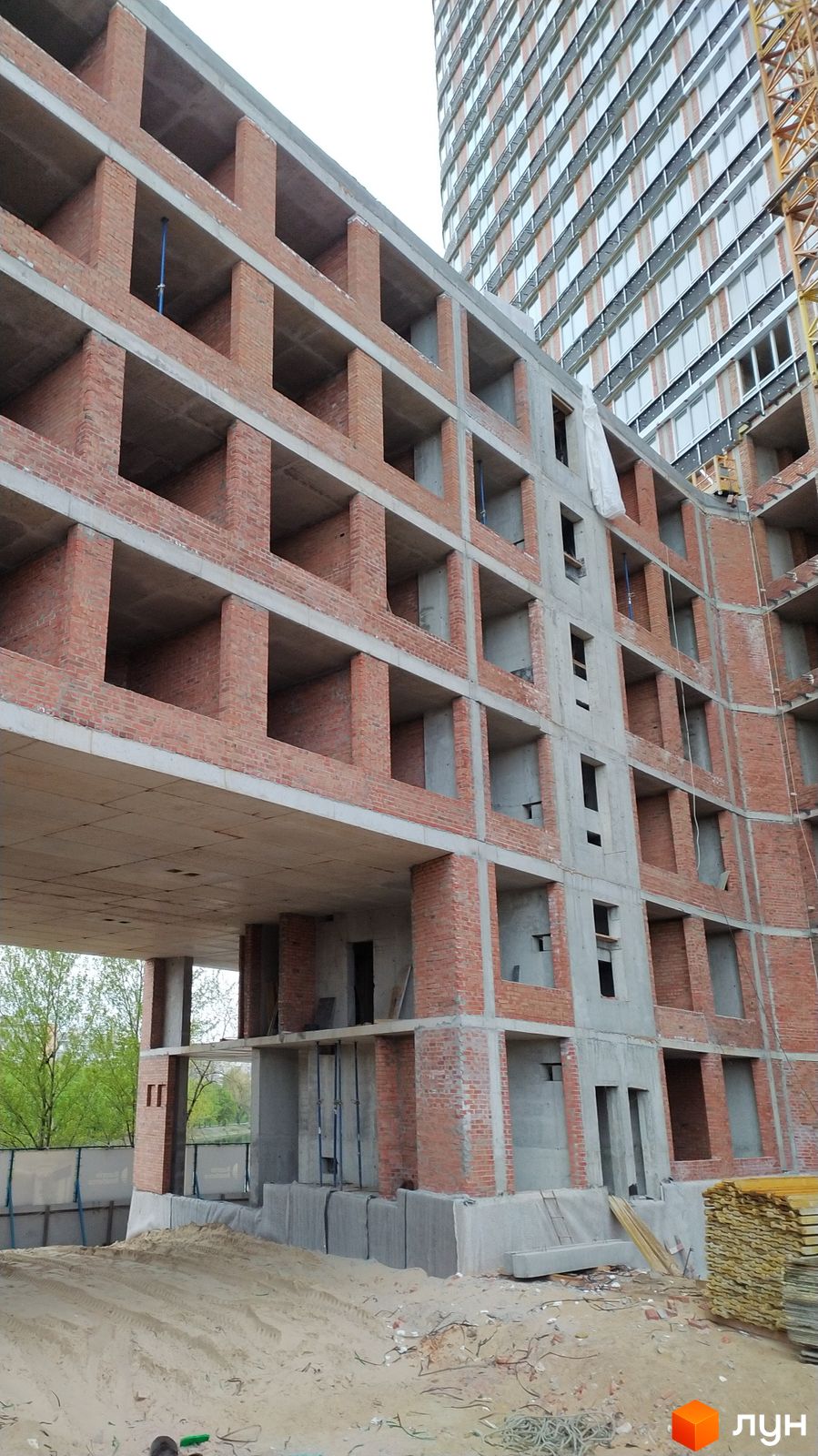 Моніторинг будівництва Rusaniv Residence - Ракурс 7, квітень 2024