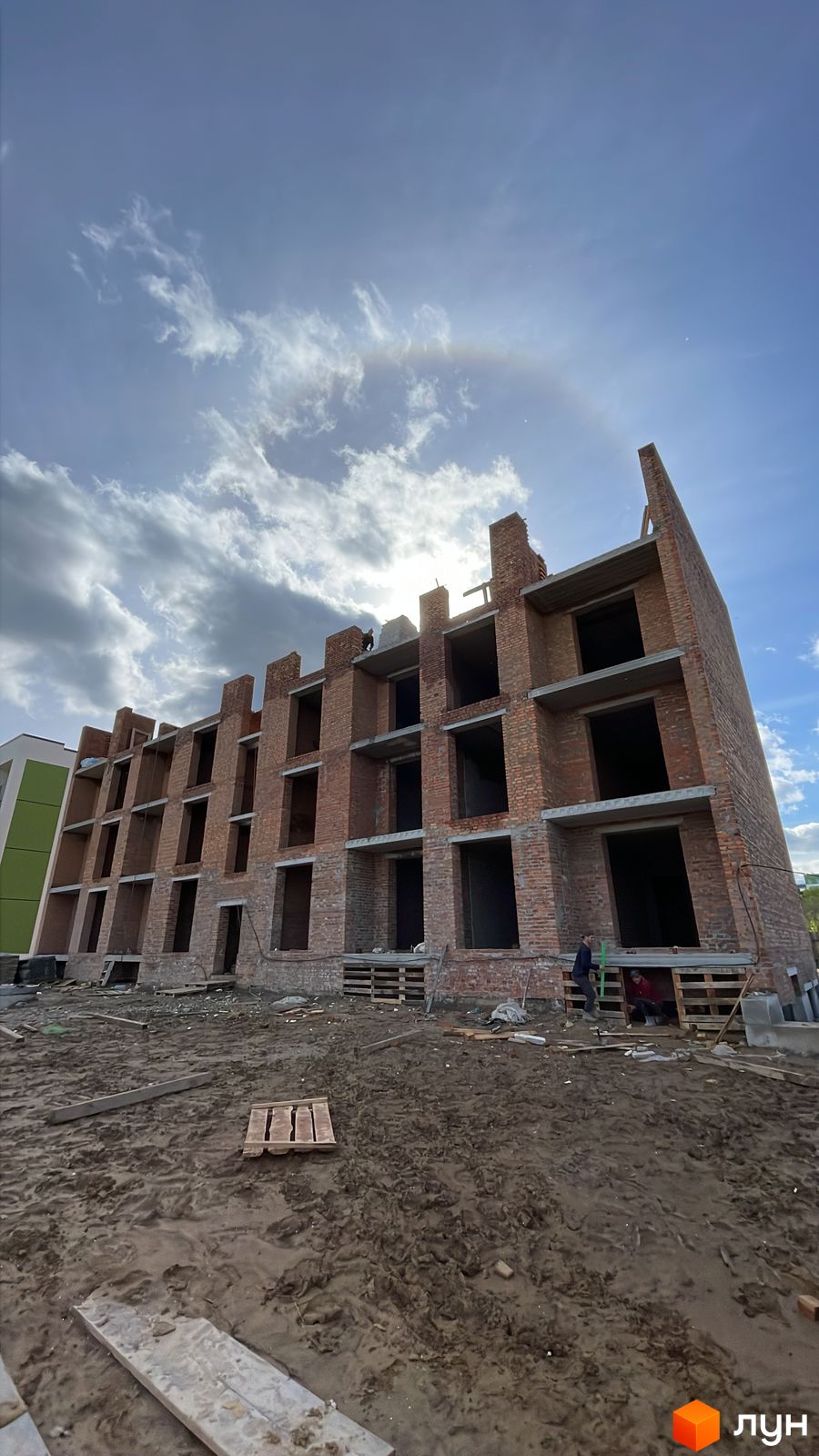 Моніторинг будівництва ЖК Brickwood 2 - Ракурс 8, квітень 2024
