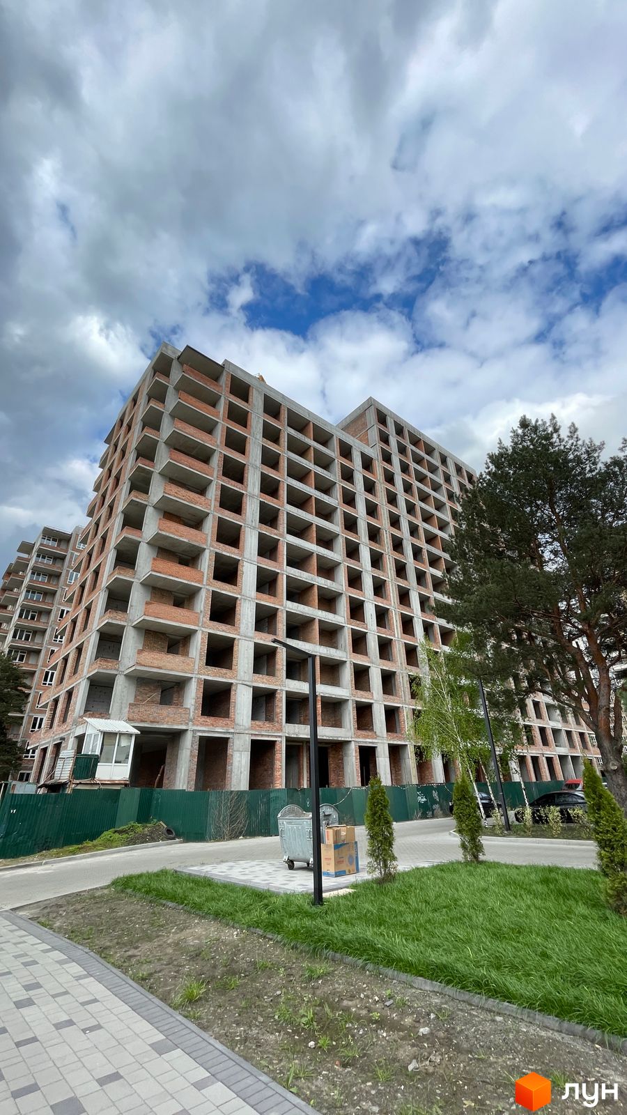 Моніторинг будівництва ЖК Krona Park II - Ракурс 17, квітень 2024