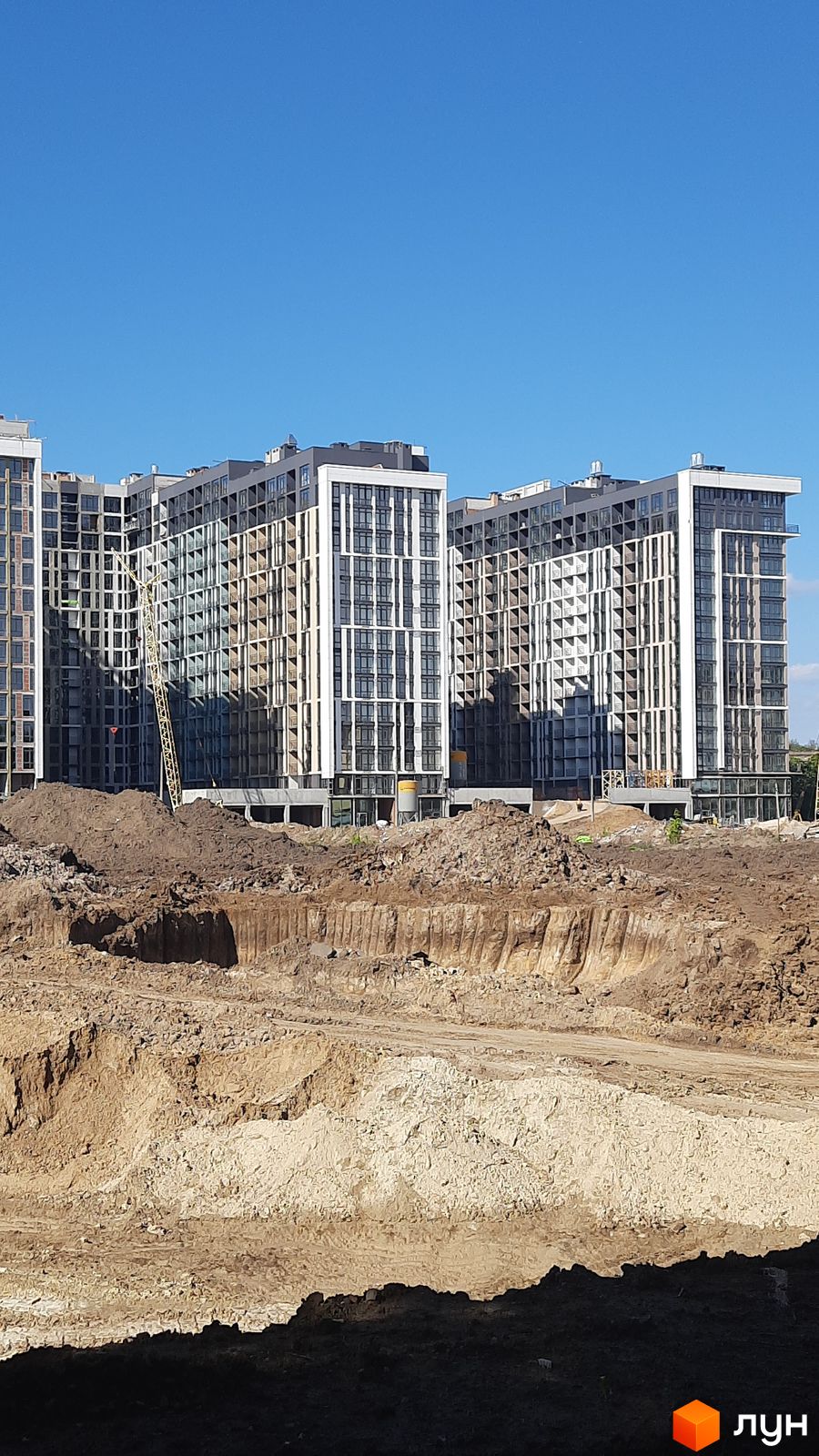 Ход строительства ЖК Феофания City - Ракурс 2, апрель 2024