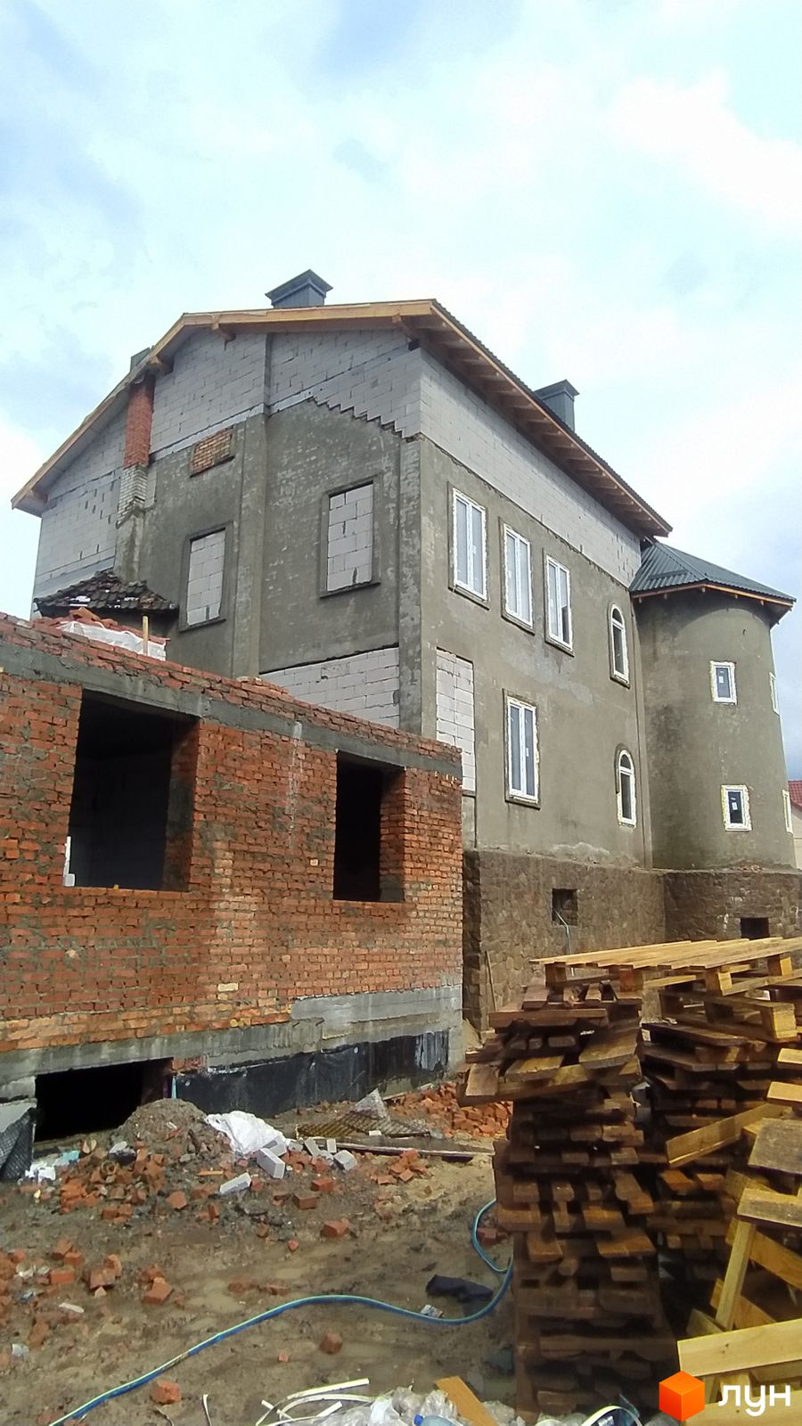 Моніторинг будівництва Клубний будинок „Софія 2“ - Ракурс 1, квітень 2024