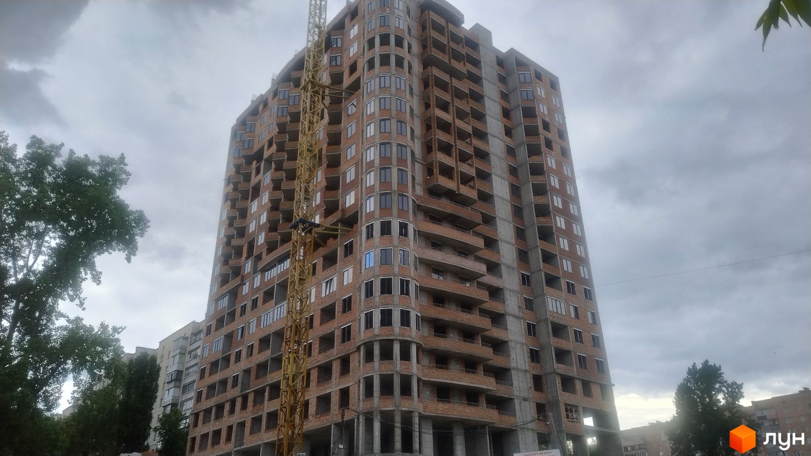 Ход строительства ЖК Вышгород Плаза - Ракурс 1, травень 2024