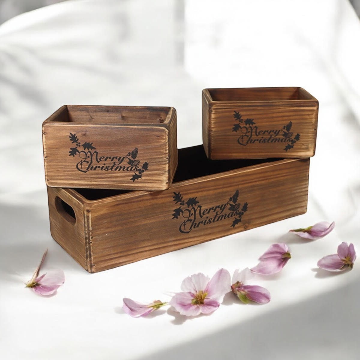 AcaciaHome Stylish and Vintage Wooden Merry Christmas Storage Crate Set – 3 Rustic Display