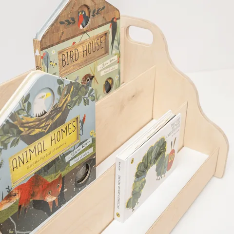 e3862ef2fe0cddb7 480 - Personalised book shelf for kids | Tiny Summit