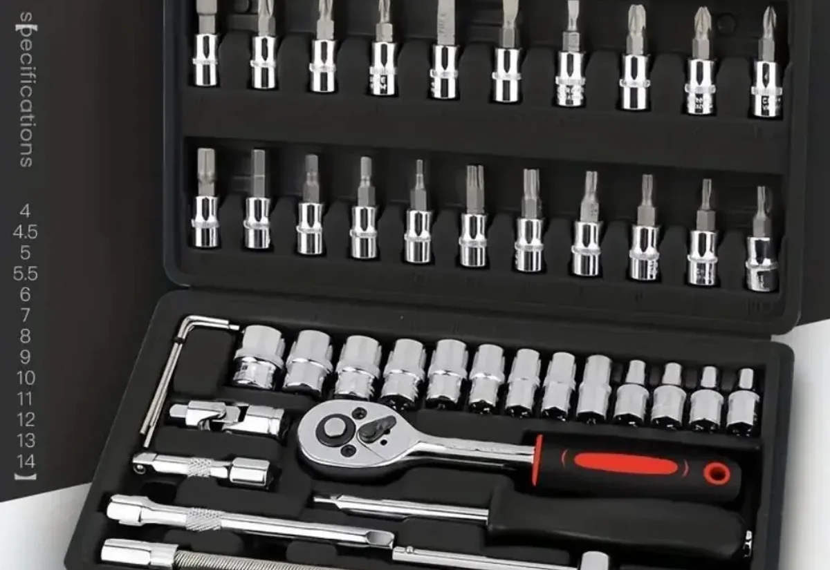 46 Piece Socket and Ratchet Set with Case product photo