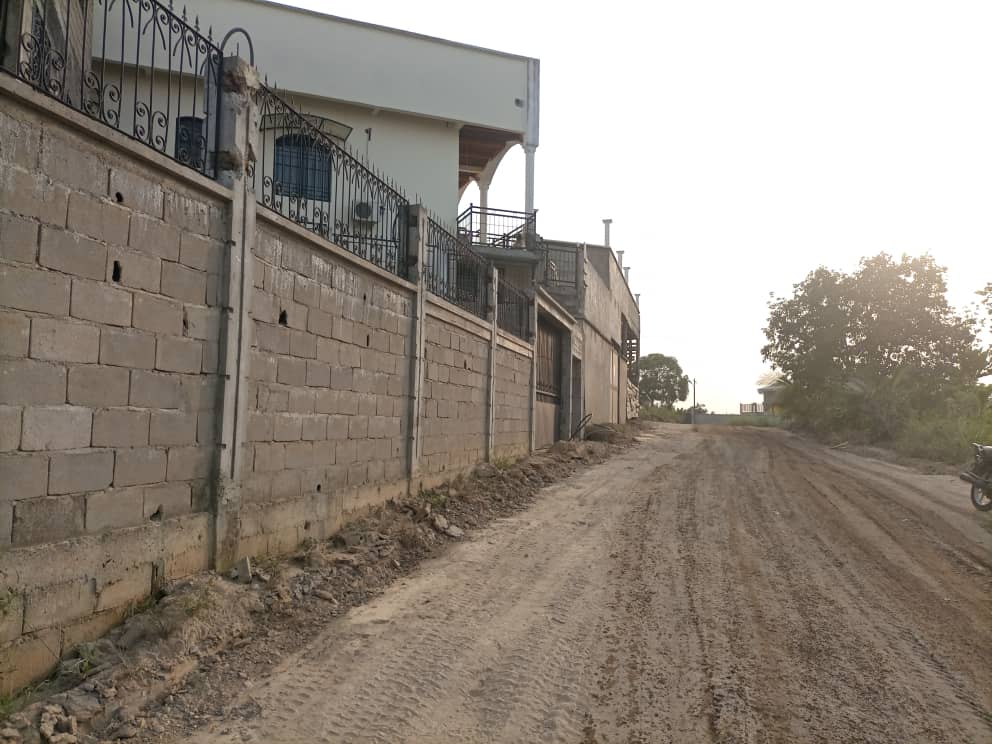 Land for sale at Douala, Japoma, Terrain à vendre à Japoma (stade) - 4800 m2 - 168 000 000 FCFA