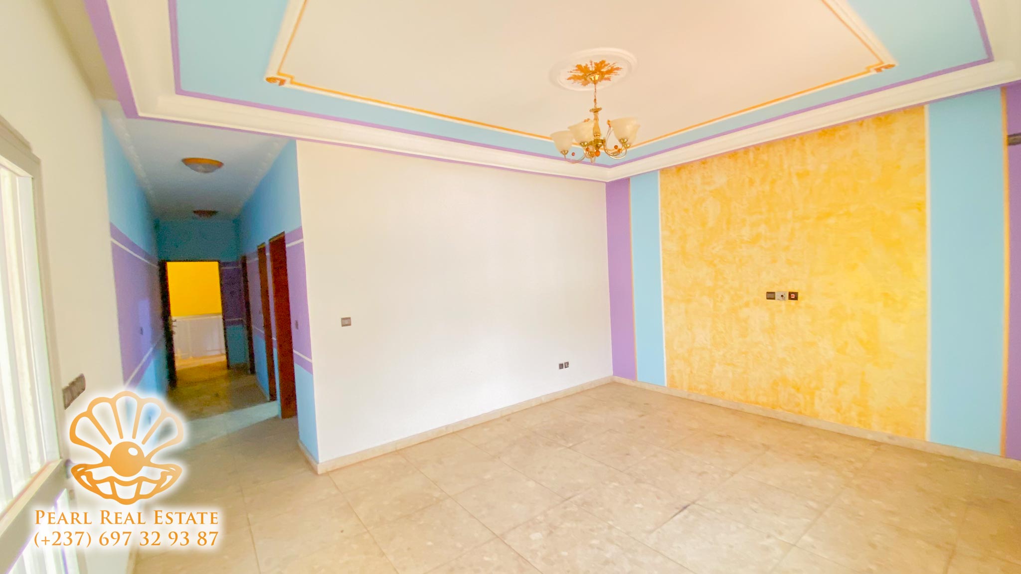 Maison (Villa) à louer - Yaoundé, Bastos, Rue Ahmadou Ali - 1 salon(s), 4 chambre(s), 3 salle(s) de bains - 1 500 000 FCFA / mois