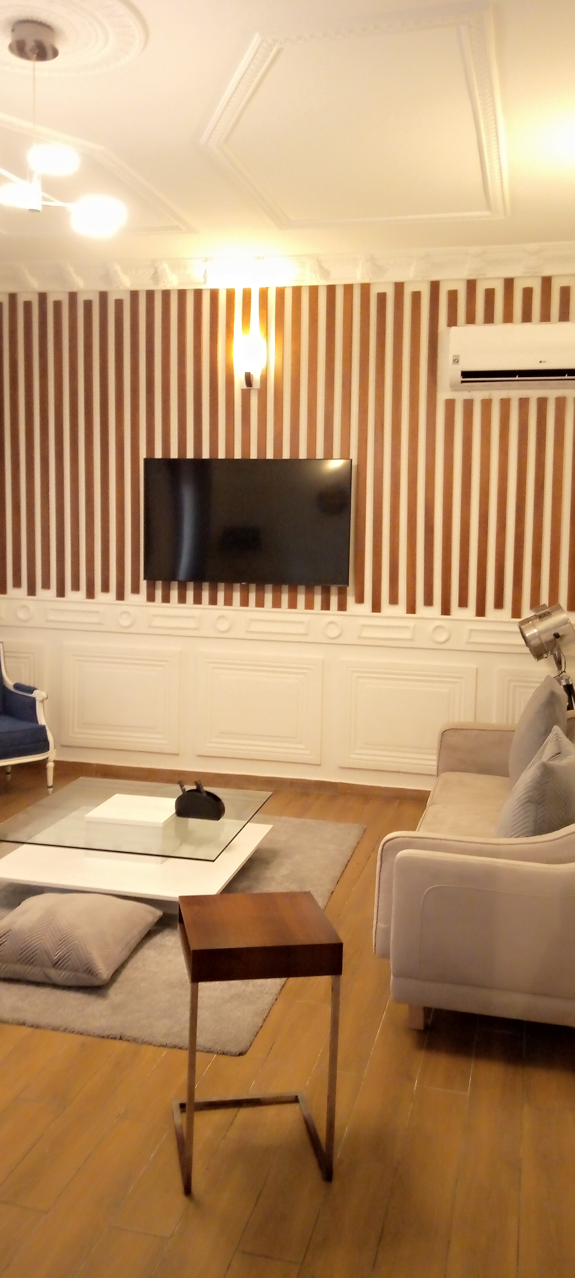 Apartment to rent - Yaoundé, Bastos, Bastos - 1 living room(s), 3 bedroom(s), 4 bathroom(s) - 2 000 000 FCFA / month