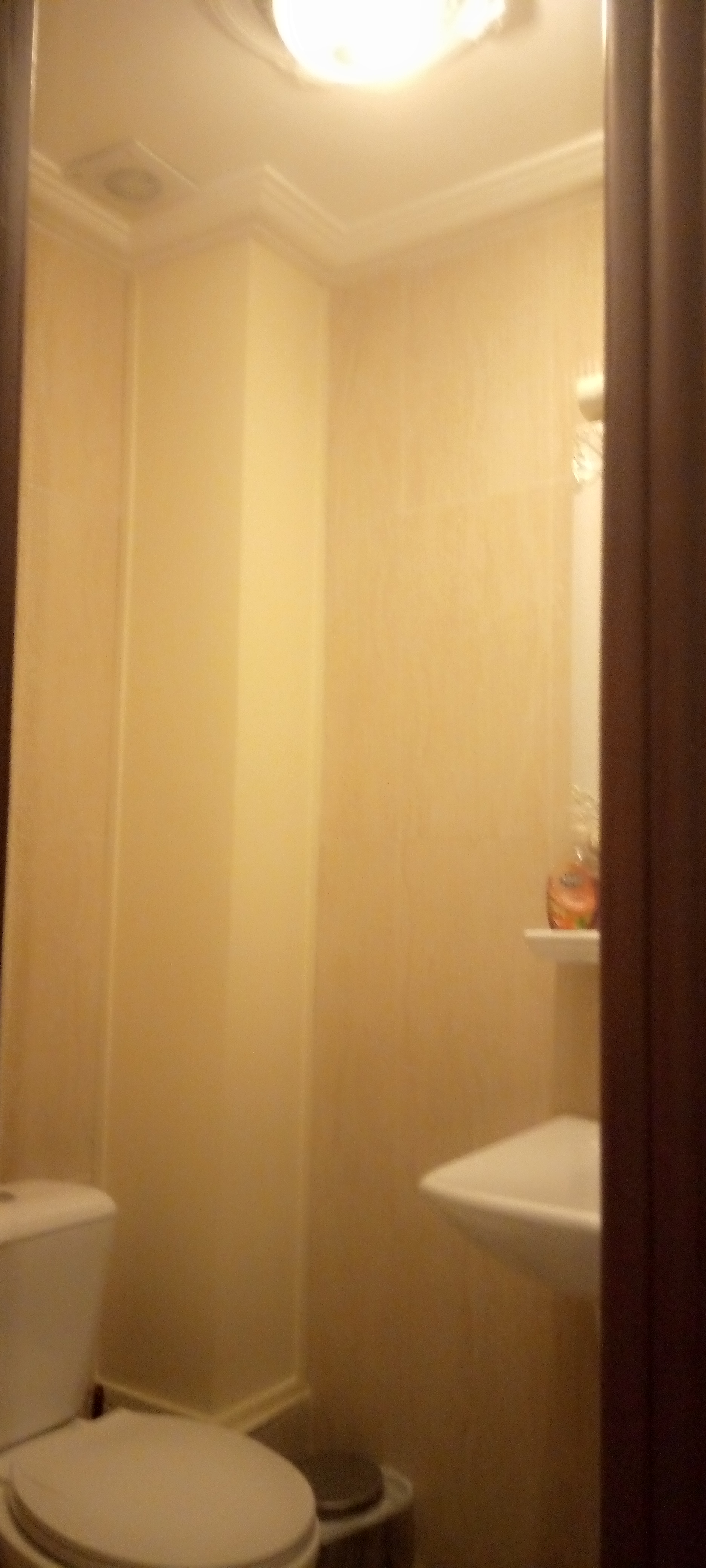 Apartment to rent - Yaoundé, Bastos, Bastos - 1 living room(s), 2 bedroom(s), 3 bathroom(s) - 1 500 000 FCFA / month