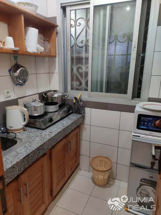 Apartment to rent - Yaoundé, Bastos, Bastos centre - 1 living room(s), 1 bedroom(s), 1 bathroom(s) - 400 000 FCFA / month