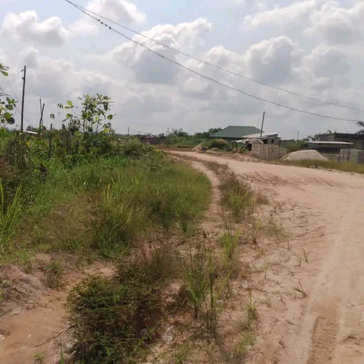 Land for sale at Douala, Lendi 5000 m2 8 000 000 FCFA