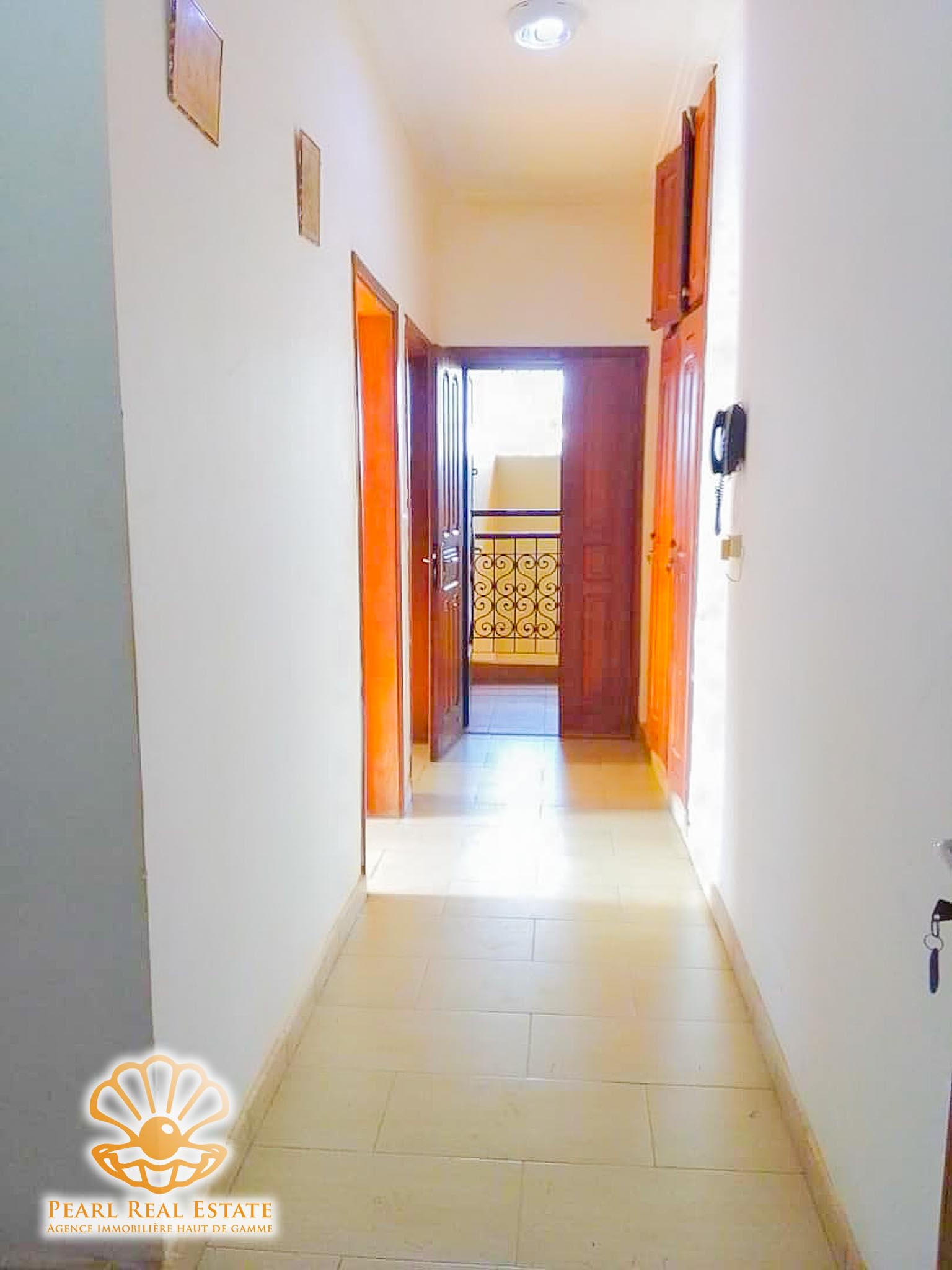 Apartment to rent - Yaoundé, Mfandena, Omnisports - 1 living room(s), 2 bedroom(s), 1 bathroom(s) - 250 000 FCFA / month