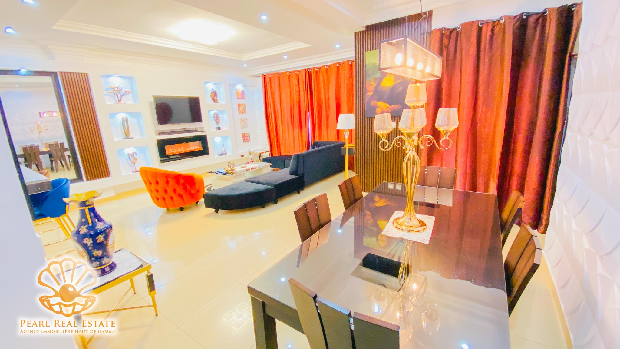 Apartment to rent - Yaoundé, Bastos, Golf - 1 living room(s), 3 bedroom(s), 2 bathroom(s) - 130 000 FCFA / month
