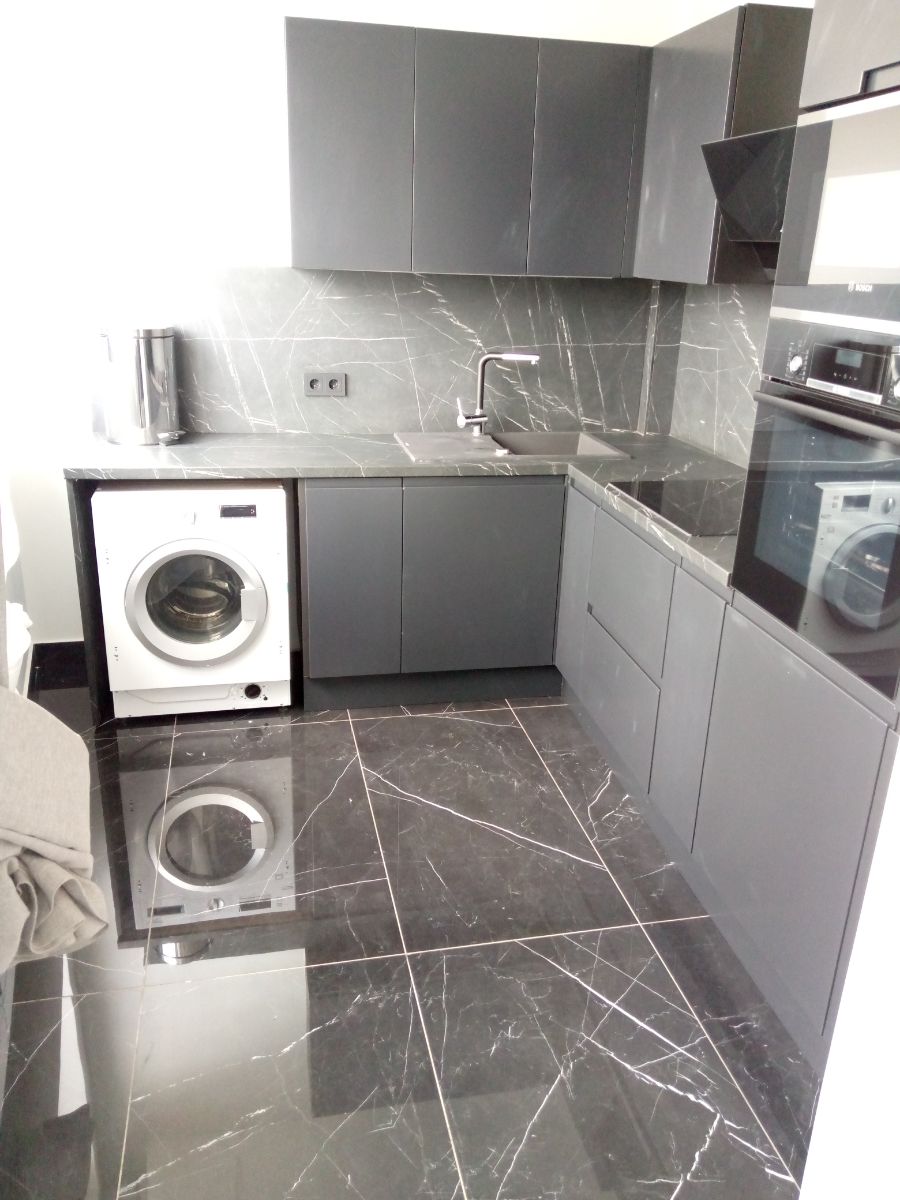 Apartment to rent - Yaoundé, Bastos, Bastos - 1 living room(s), 1 bedroom(s), 2 bathroom(s) - 1 500 000 FCFA / month