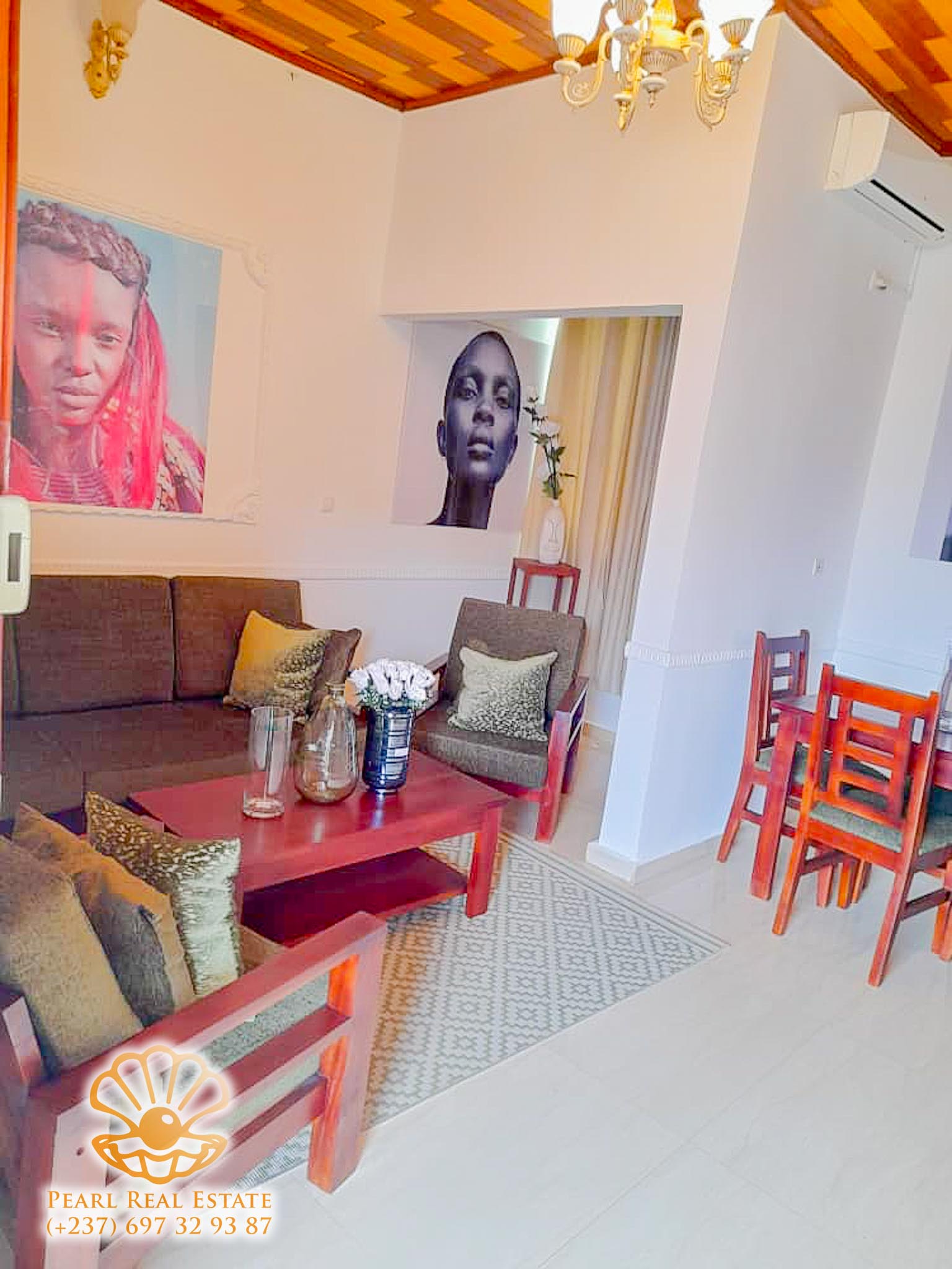 Apartment to rent - Yaoundé, Bastos, Vallée Bastos - 1 living room(s), 1 bedroom(s), 1 bathroom(s) - 800 000 FCFA / month