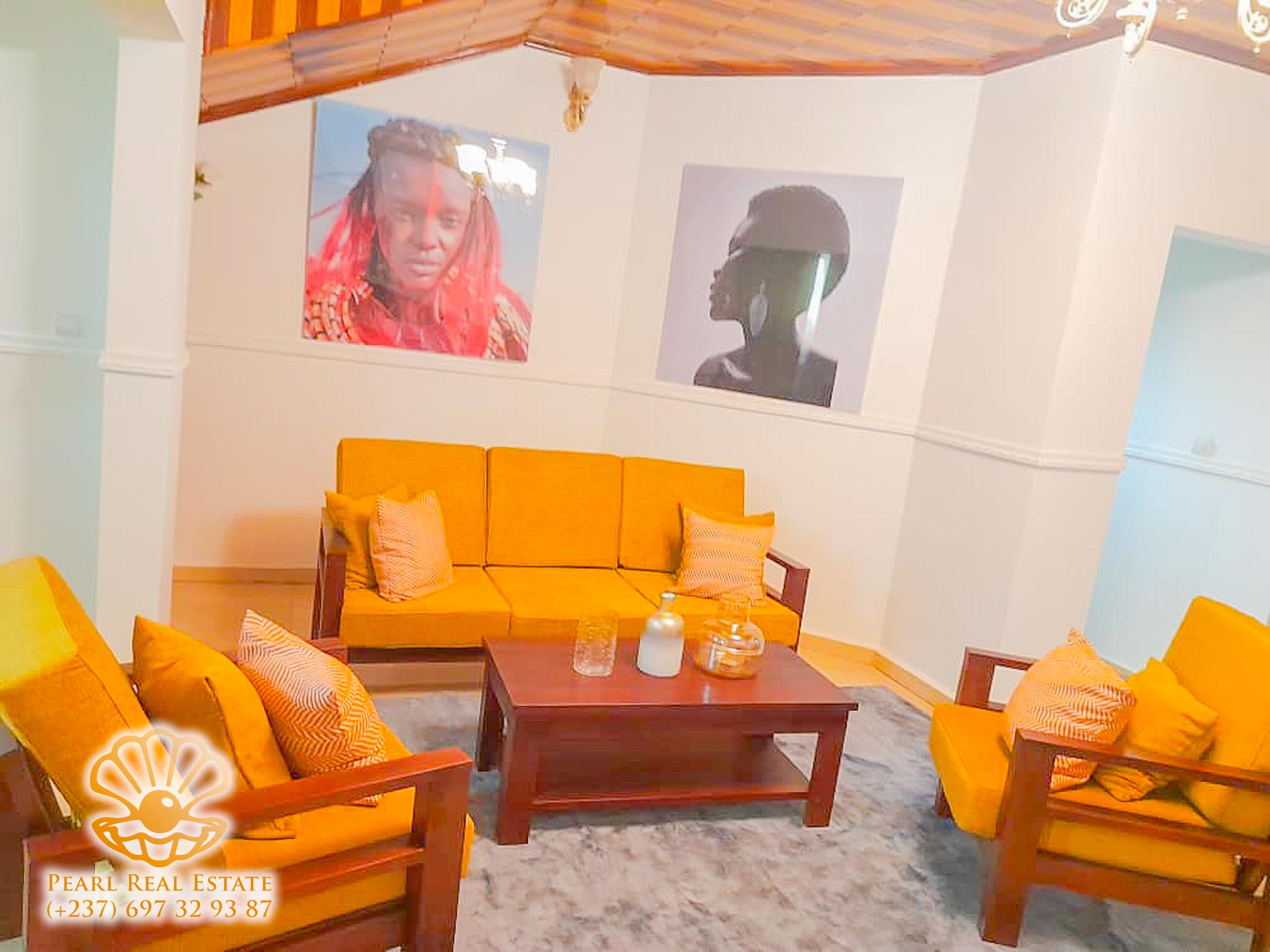 Appartement à louer - Yaoundé, Bastos, Vallée Bastos - 1 salon(s), 1 chambre(s), 1 salle(s) de bains - 800 000 FCFA / mois