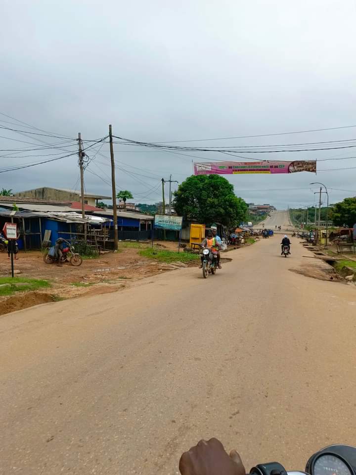 Land for sale at Douala, Yassa, Après la centrale thermique - 600 m2 - 24 000 000 FCFA