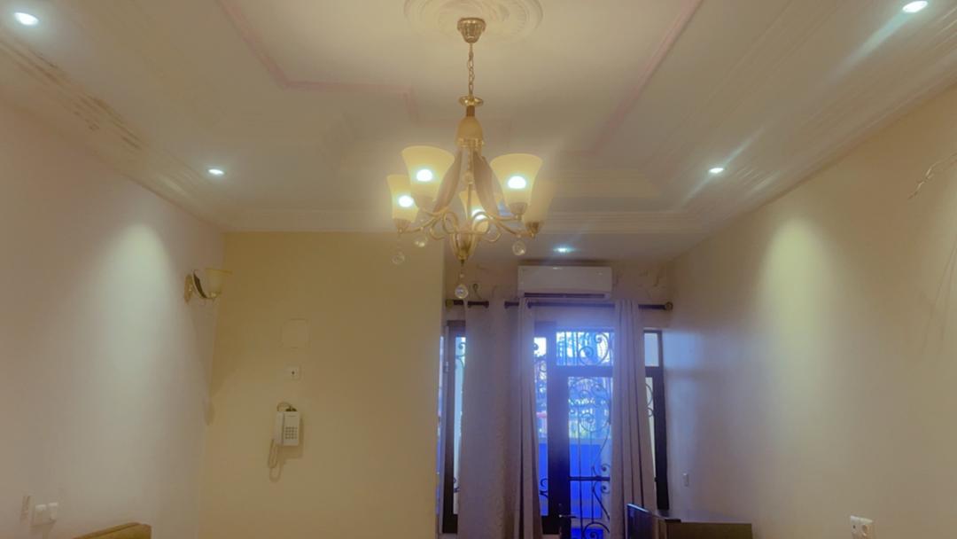 Chambre à louer - Yaoundé, Bastos, GOLF  prix a la   nuitée - 25 000 FCFA / mois