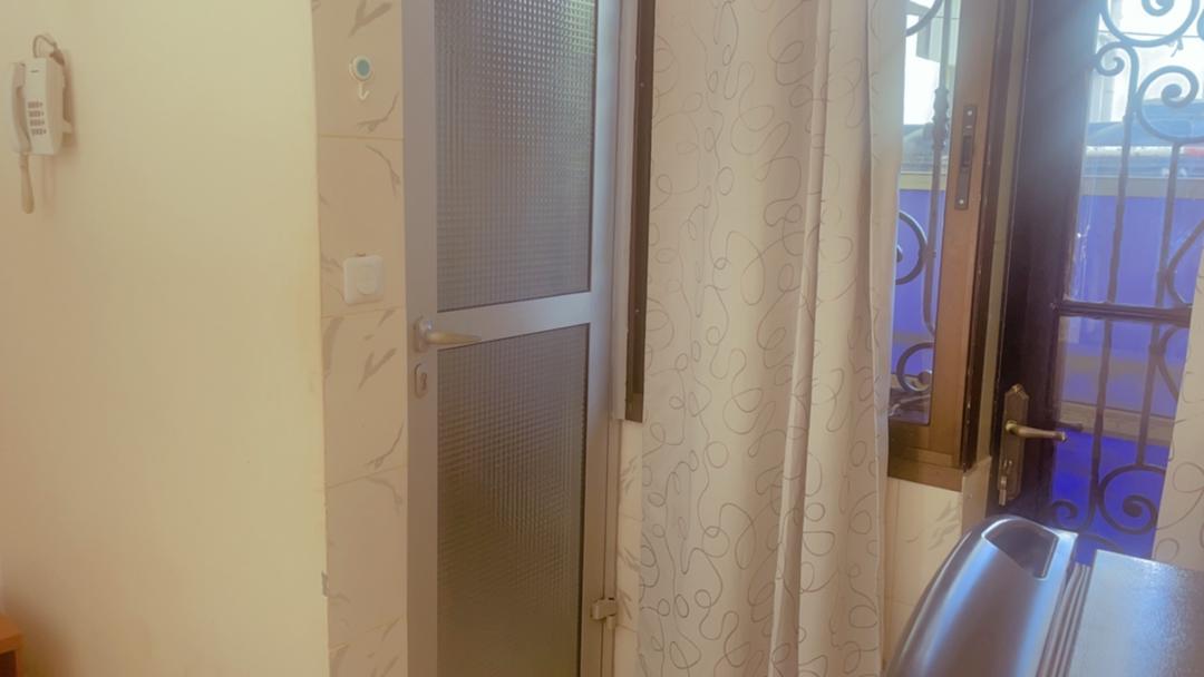 Chambre à louer - Yaoundé, Bastos, GOLF  prix a la   nuitée - 25 000 FCFA / mois