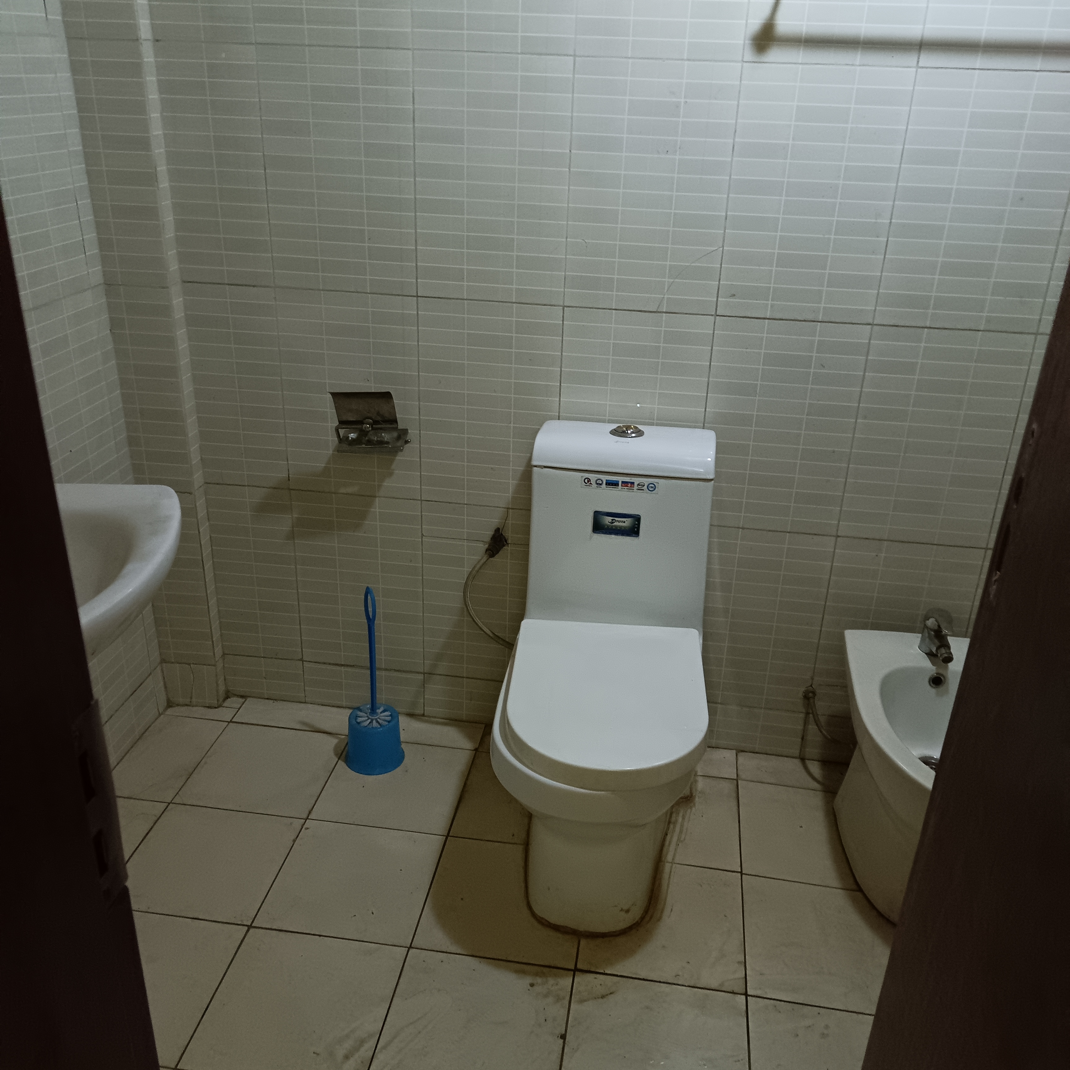 Bureau à louer à Yaoundé, Bastos, Bastos - 150 m2 - 900 000 FCFA