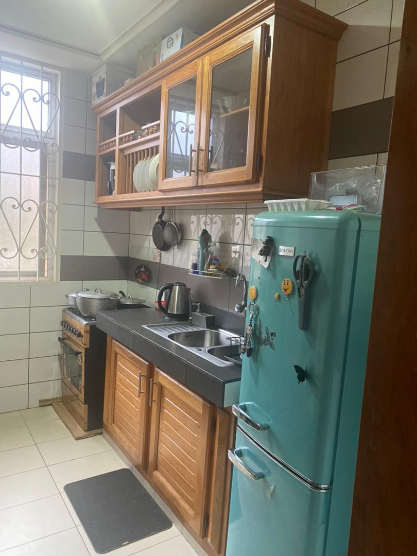 Apartment to rent - Yaoundé, Bastos, Bastos - 1 living room(s), 1 bedroom(s), 2 bathroom(s) - 750 000 FCFA / month
