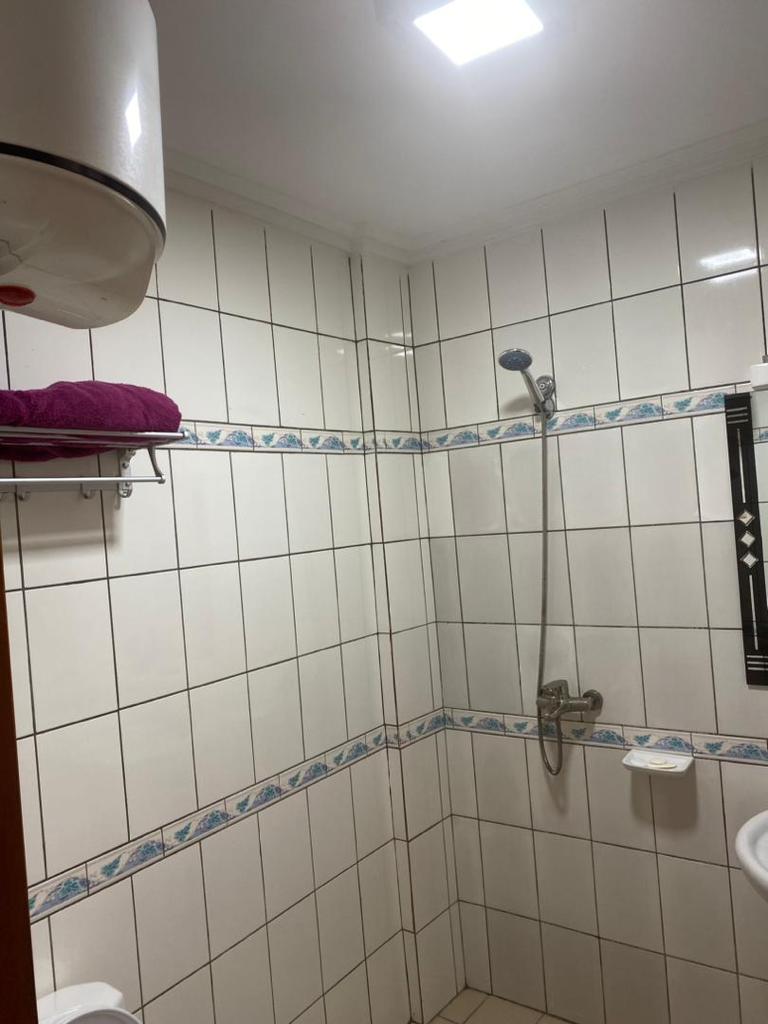 Apartment to rent - Yaoundé, Bastos, Bastos - 1 living room(s), 1 bedroom(s), 2 bathroom(s) - 750 000 FCFA / month