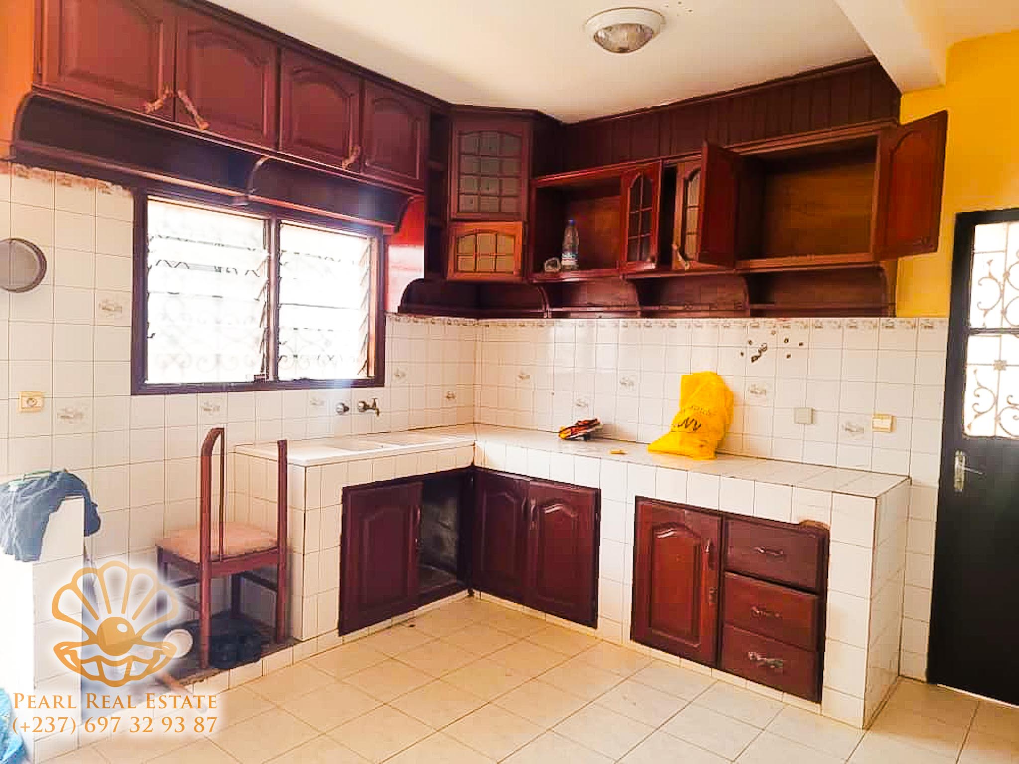 Maison (Villa) à louer - Yaoundé, Ngousso, Tradex - 1 salon(s), 4 chambre(s), 3 salle(s) de bains - 400 000 FCFA / mois