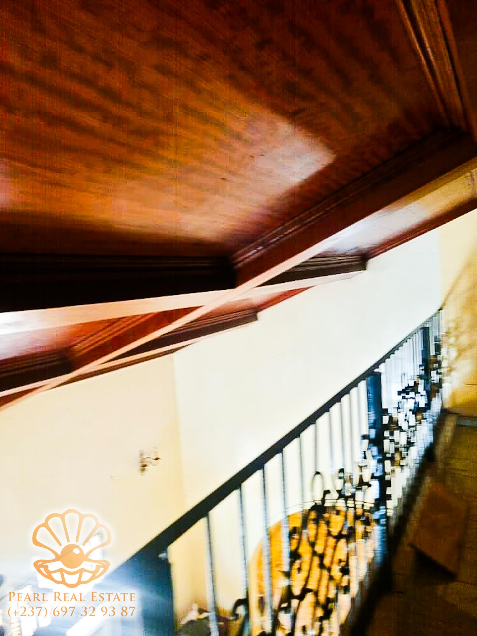 Maison (Villa) à louer - Yaoundé, Ngousso, Tradex - 1 salon(s), 4 chambre(s), 3 salle(s) de bains - 400 000 FCFA / mois