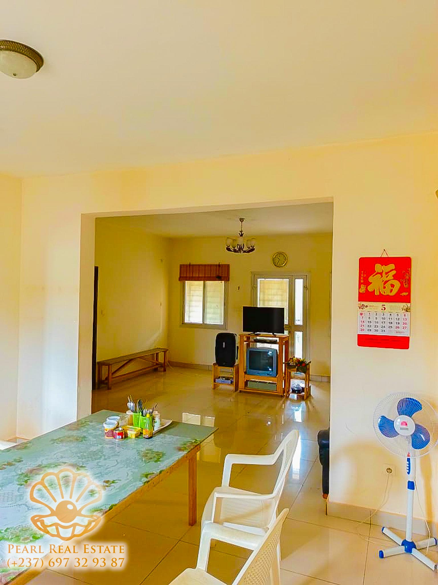 Maison (Villa) à louer - Yaoundé, Emana, Pont - 1 salon(s), 4 chambre(s), 3 salle(s) de bains - 350 000 FCFA / mois