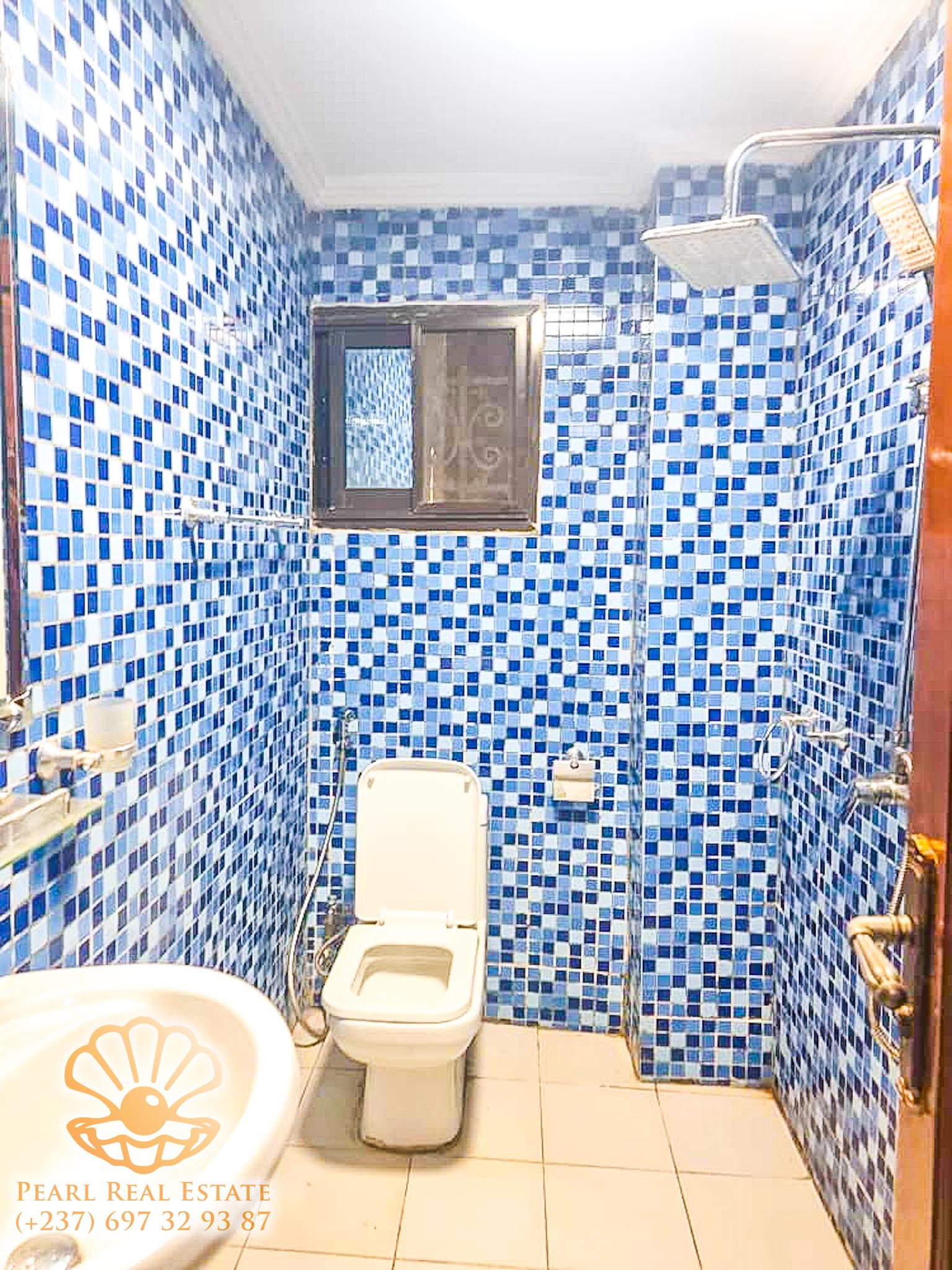 Appartement à louer - Yaoundé, Ngousso, Transformateur - 1 salon(s), 2 chambre(s), 1 salle(s) de bains - 150 000 FCFA / mois