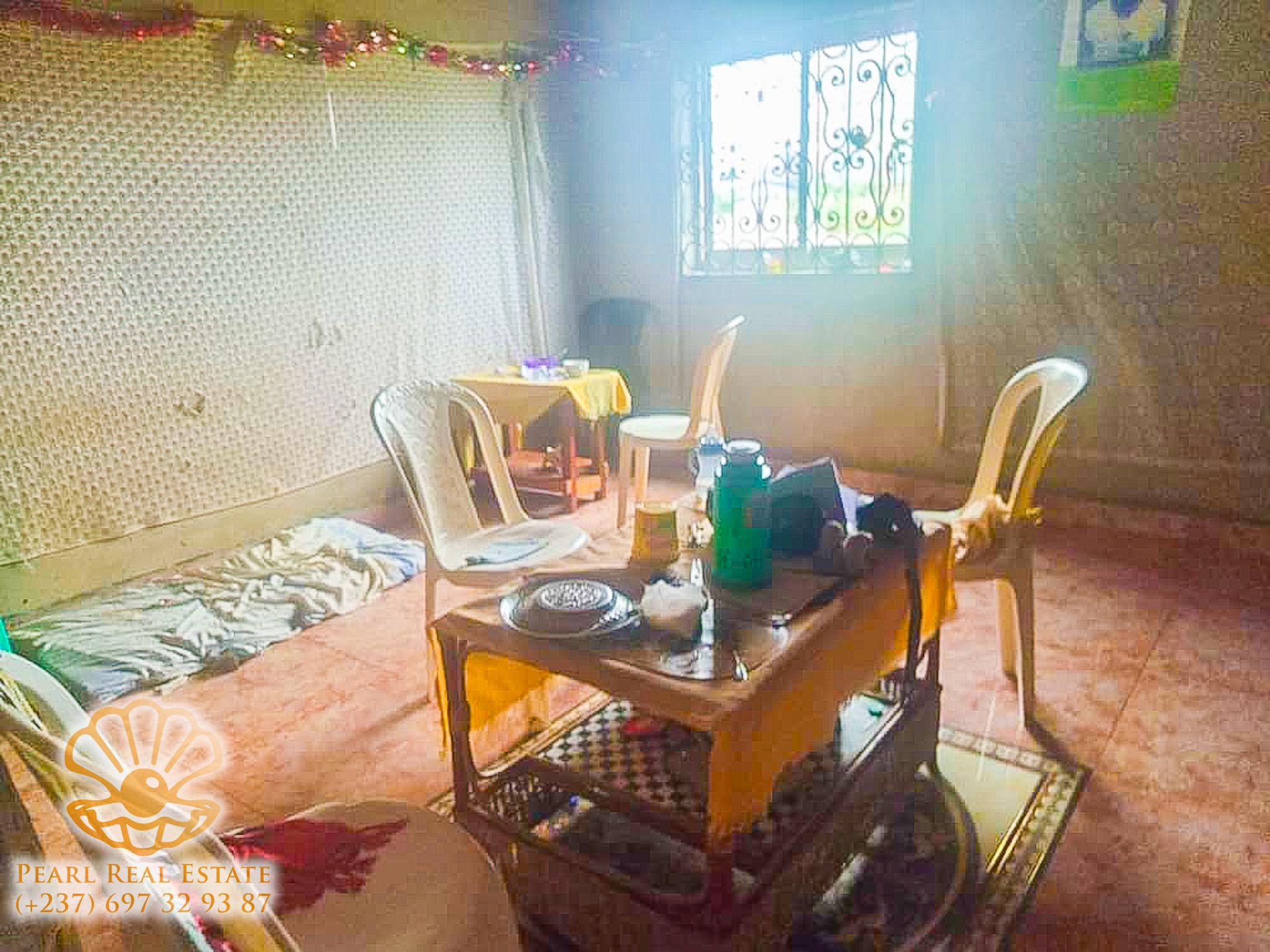 Maison (Villa) à vendre - Yaoundé, Odza, Dispensaire - 1 salon(s), 4 chambre(s), 3 salle(s) de bains - 90 000 000 FCFA