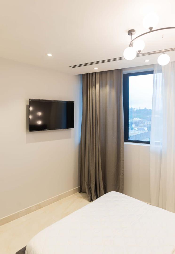 Apartment to rent - Yaoundé, Bastos, Bastos - 1 living room(s), 1 bedroom(s), 2 bathroom(s) - 1 500 000 FCFA / month
