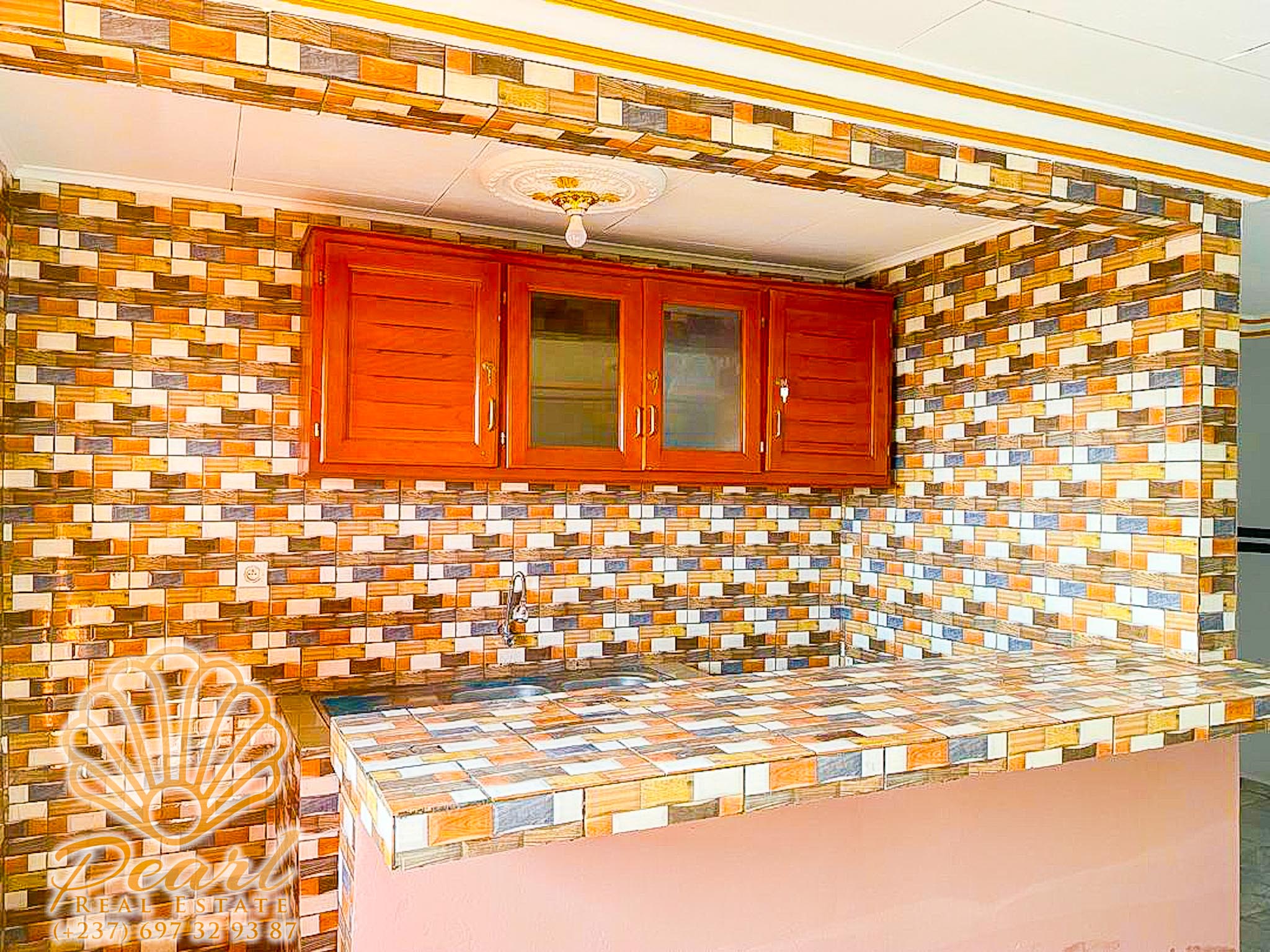 Apartment to rent - Yaoundé, Ngousso, Hôtel le paradis - 1 living room(s), 1 bedroom(s), 1 bathroom(s) - 90 000 FCFA / month