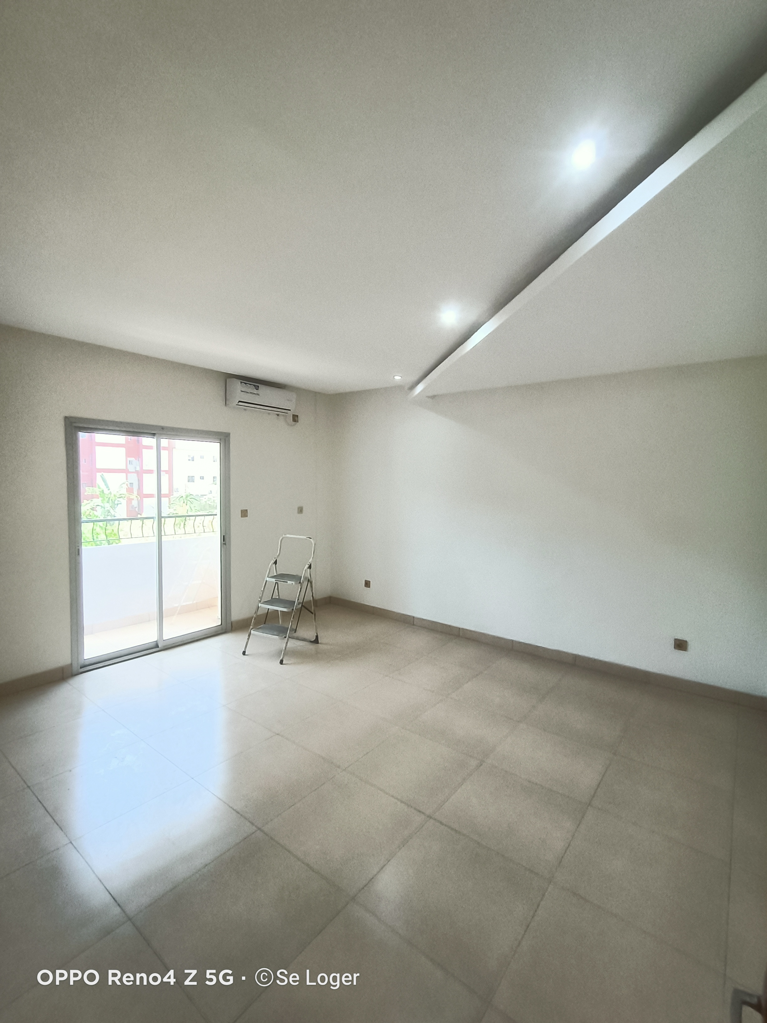 Studio to rent - Douala, Makepe, H - 170 000 FCFA / month
