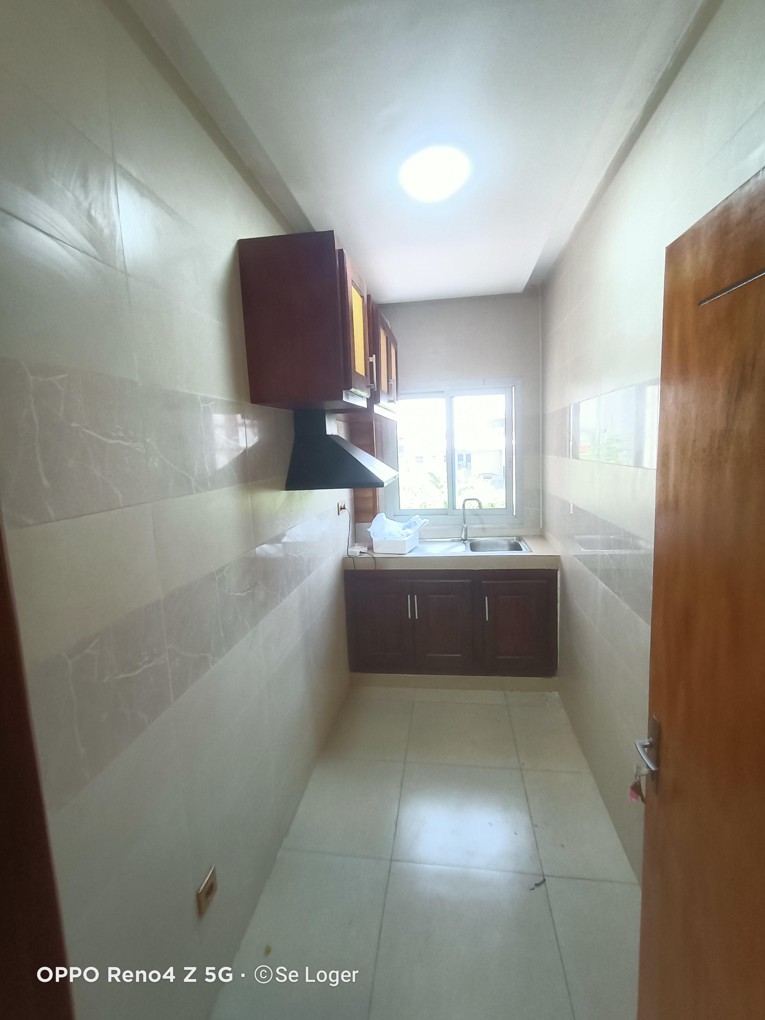 Studio to rent - Douala, Makepe, H - 170 000 FCFA / month