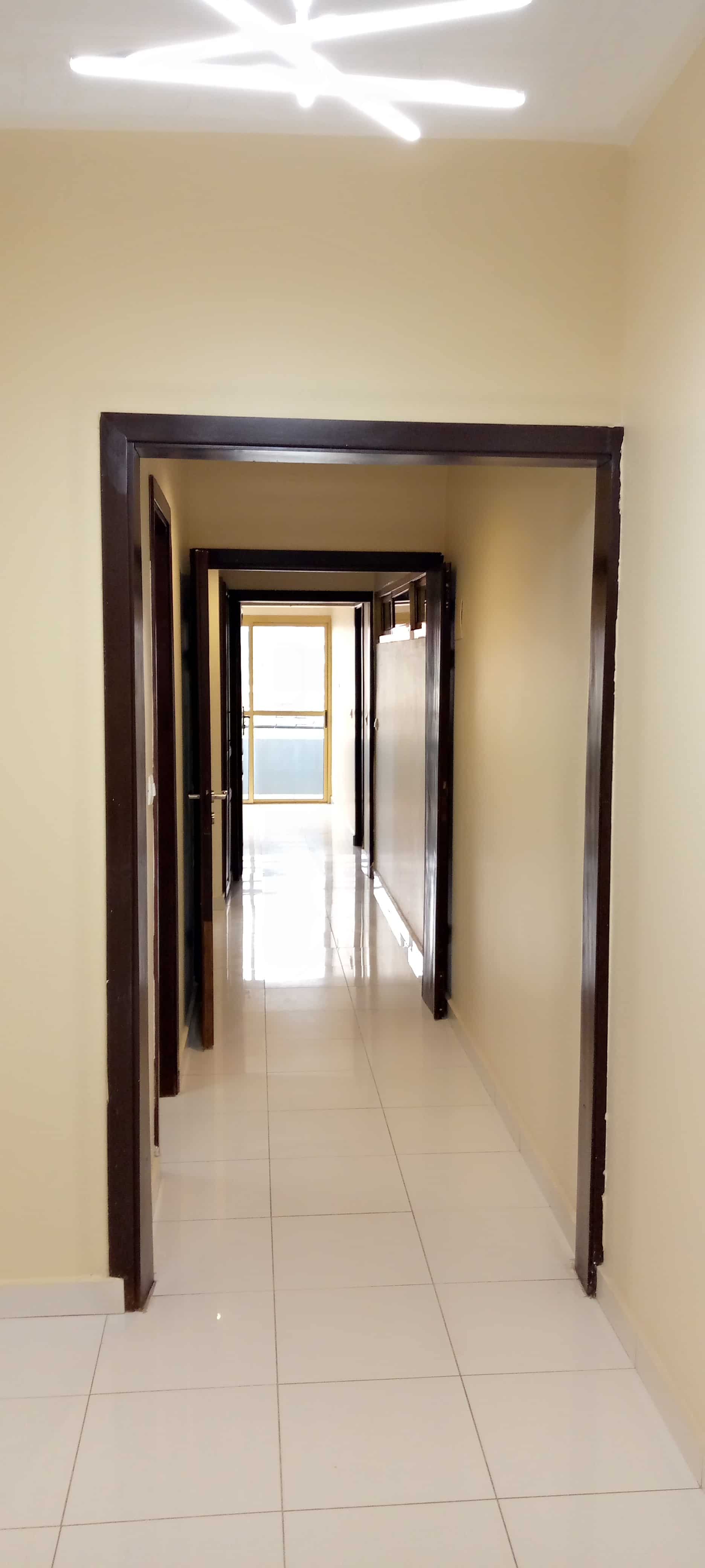 Apartment to rent - Yaoundé, Bastos, Bastos - 1 living room(s), 3 bedroom(s), 4 bathroom(s) - 1 500 000 FCFA / month