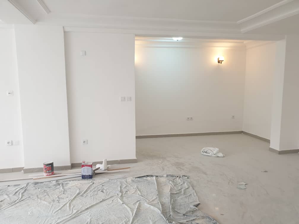 Apartment to rent - Yaoundé, Bastos, Golf vers parcours vitæ - 1 living room(s), 1 bedroom(s), 2 bathroom(s) - 350 000 FCFA / month