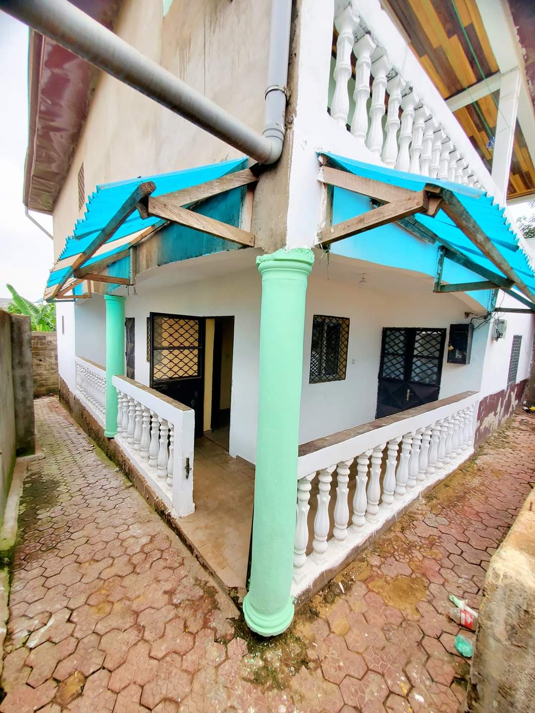 Maison (Villa) à louer - Douala, PK 11, Pk12 - 1 salon(s), 3 chambre(s), 2 salle(s) de bains - 90 FCFA / mois