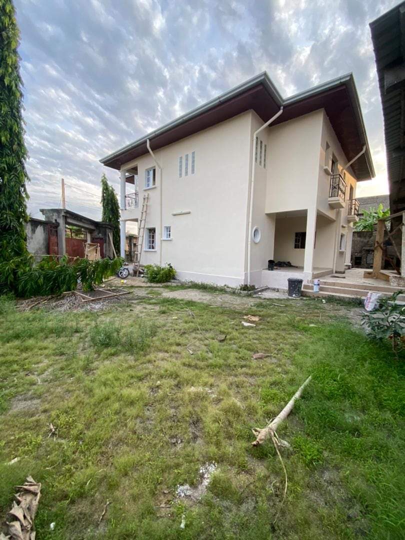 House (Duplex) for sale at Douala, Nyala Bassa 3 bedrooms 95 000