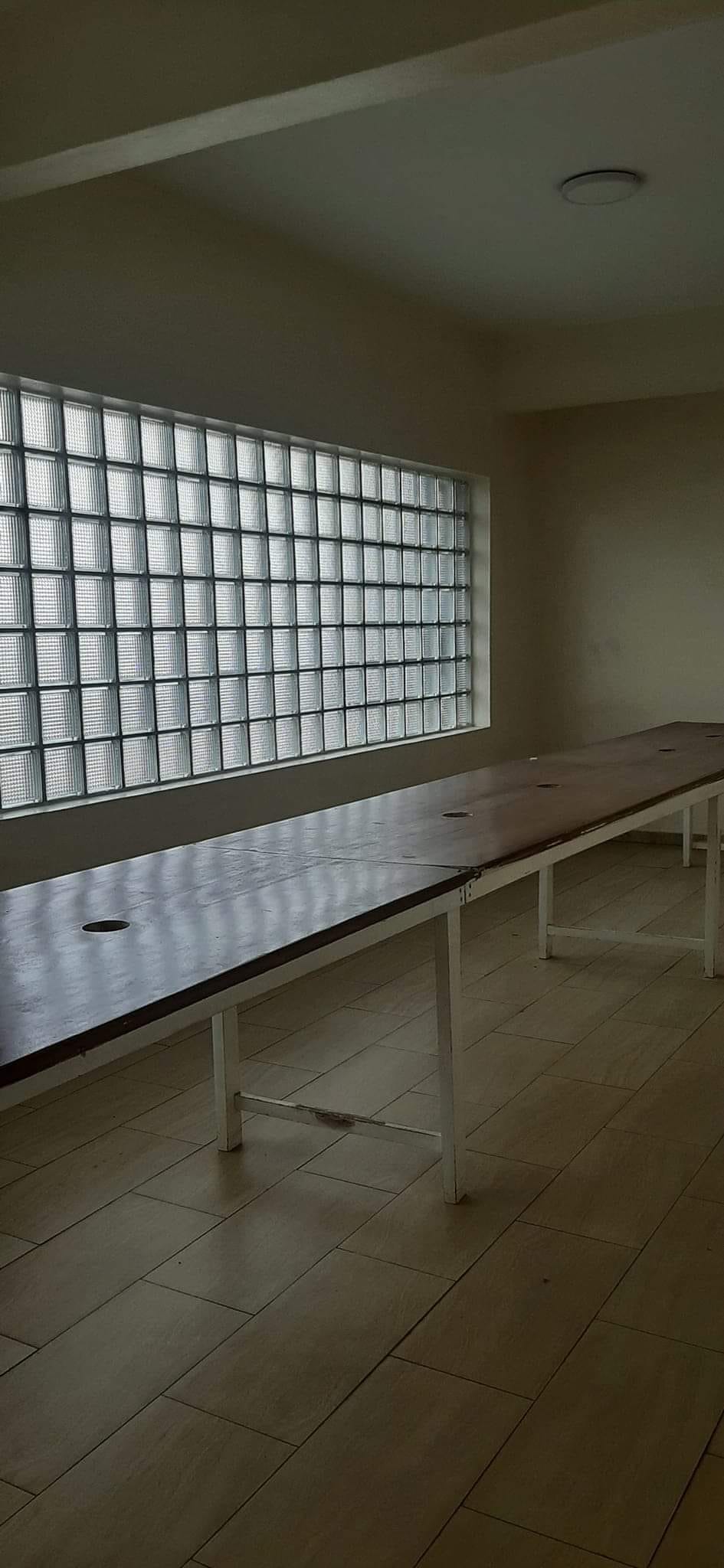 Office to rent at Yaoundé, Centre commercial, centre ville - 340 m2 - 2 300 000 FCFA