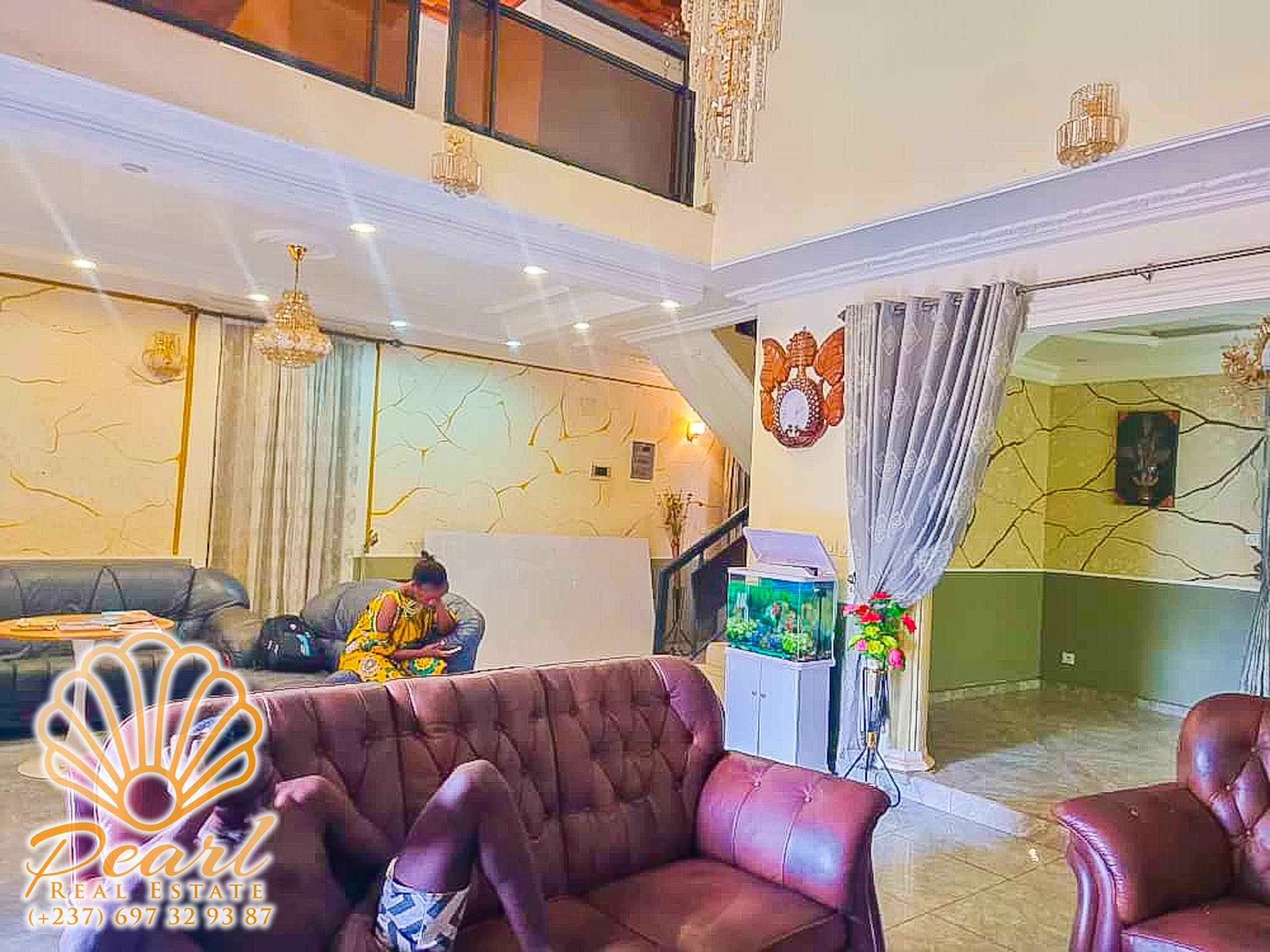 Maison (Villa) à louer - Yaoundé, Bastos, Ambassade de Chine - 1 salon(s), 3 chambre(s), 3 salle(s) de bains - 600 000 FCFA / mois